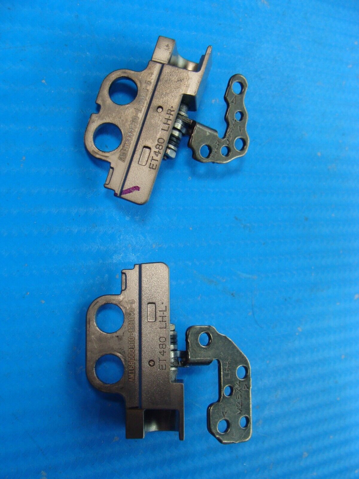 Lenovo ThinkPad 14” T480 Genuine Left & Right Hinge Set AM169000110 AM169000310