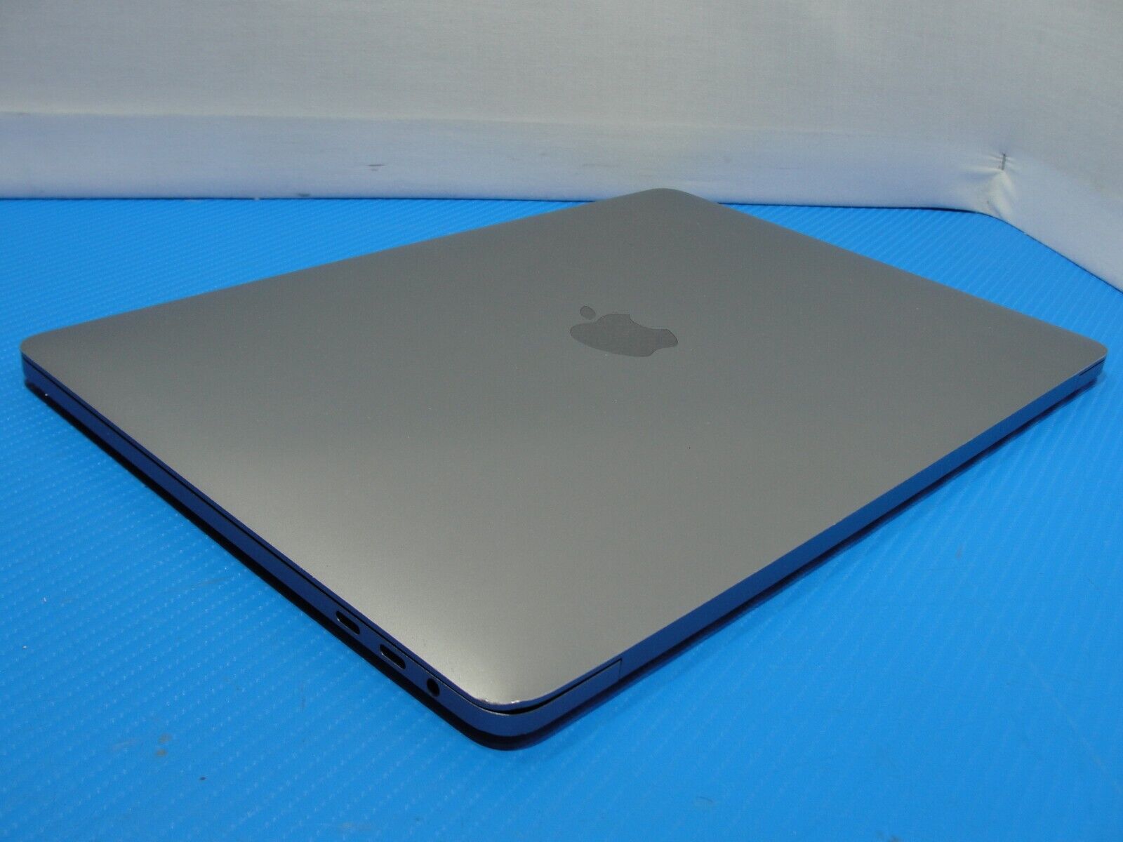 Apple MacBook Pro 13