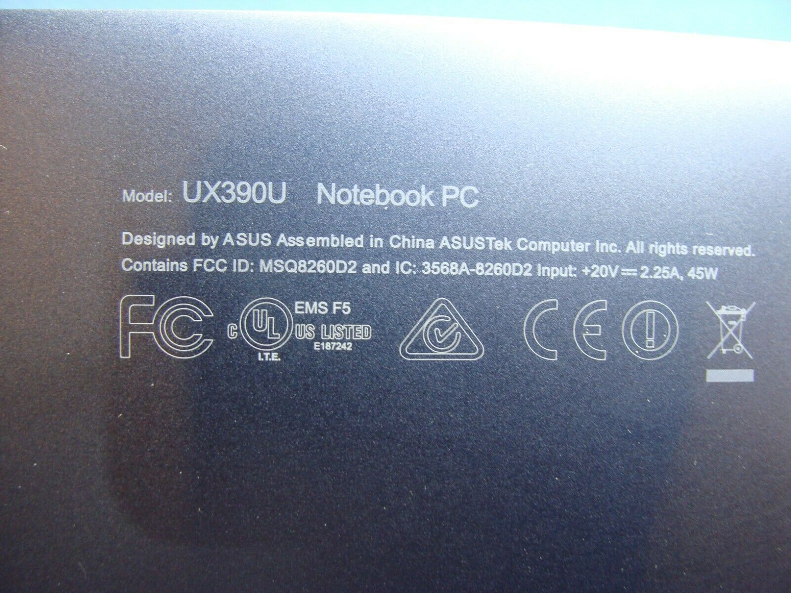 Asus ZenBook 3 UX390U 12.5