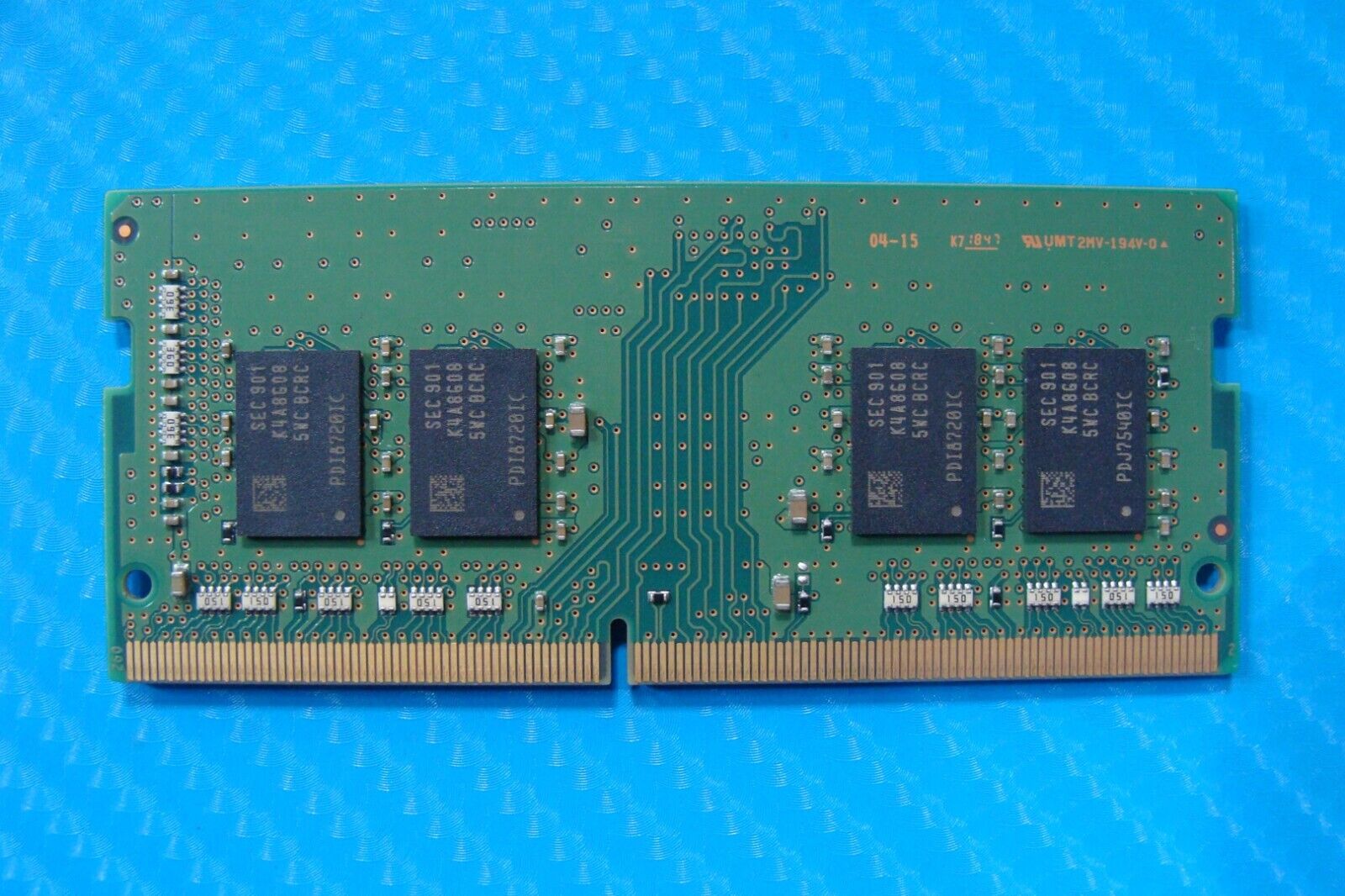 Dell 5490 Samsung 8GB 1Rx8 PC4-2400T Memory RAM SO-DIMM M471A1K43CB1-CRC