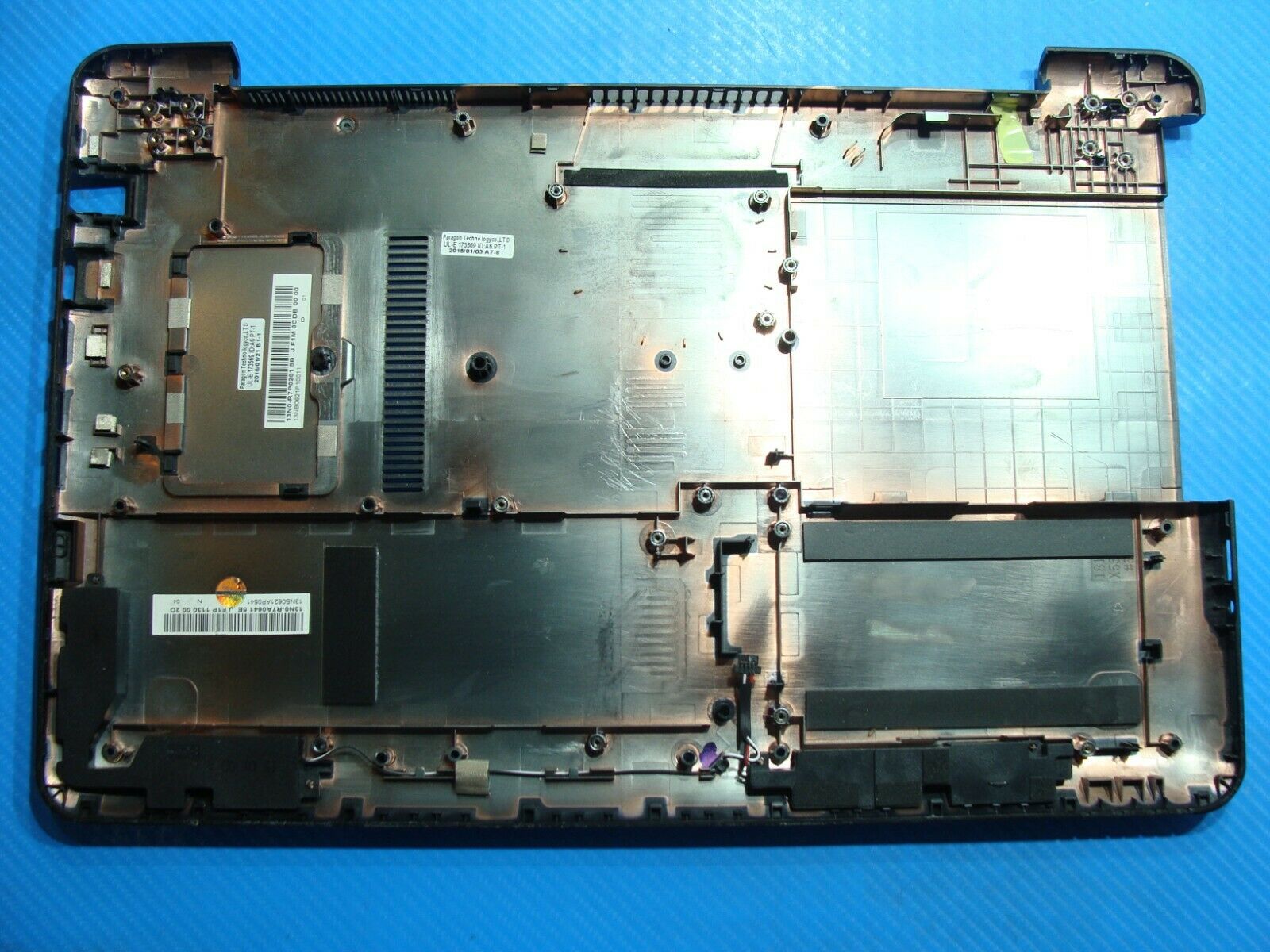 Asus F555LA-AS51 15.6