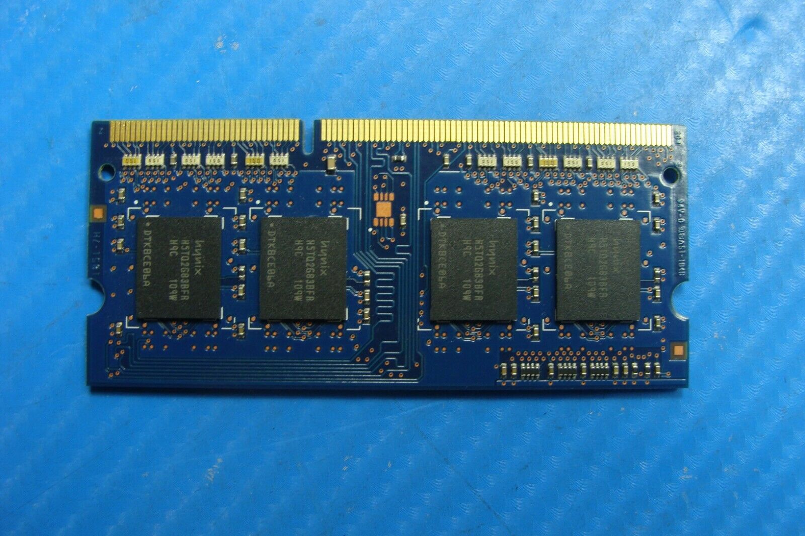 MacBook Pro A1278 Hynix 2Gb Memory RAM SO-DIMM pc3-10600s hmt325s6bfr8c-h9 