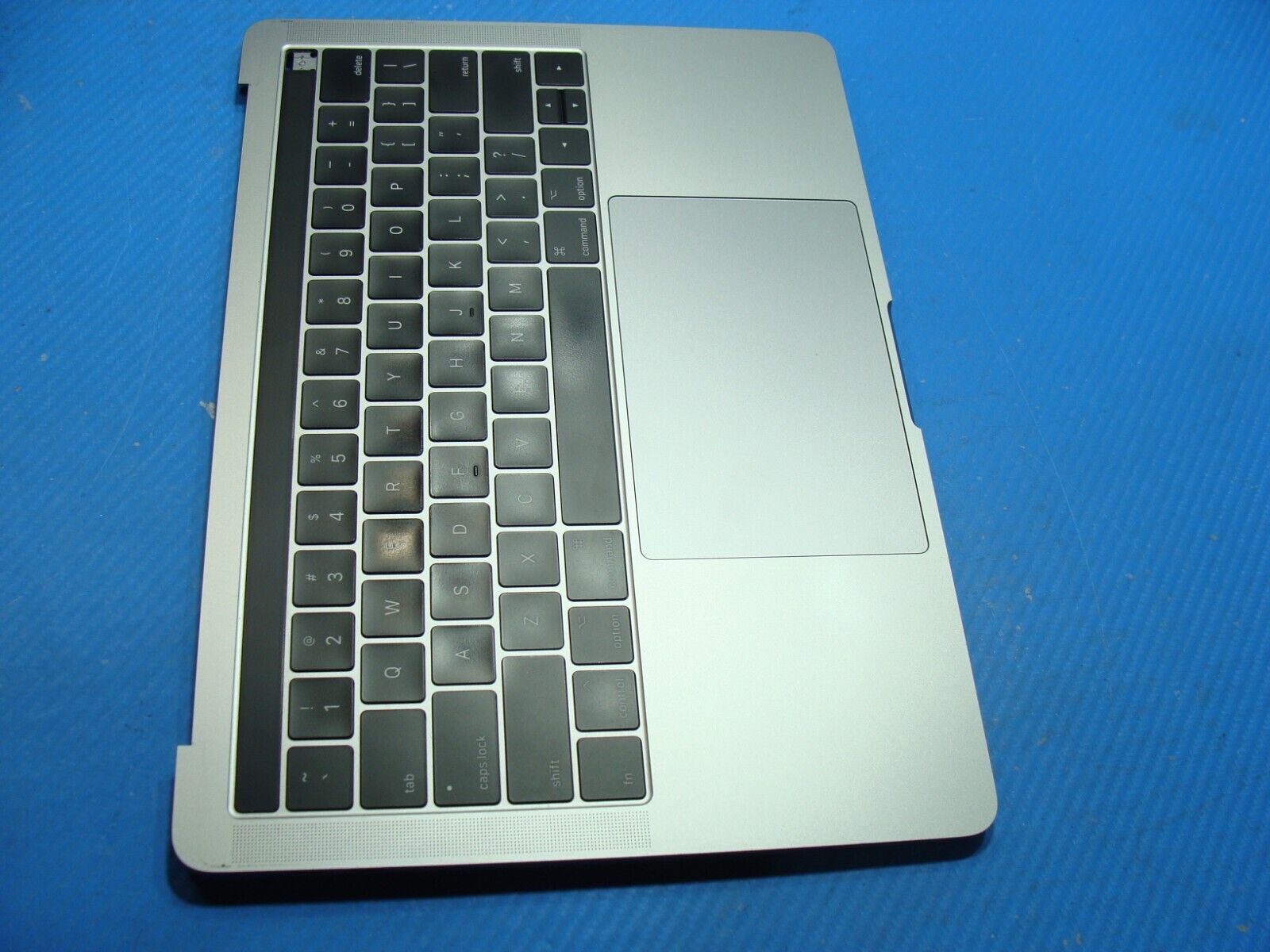 MacBook Pro A1706 13