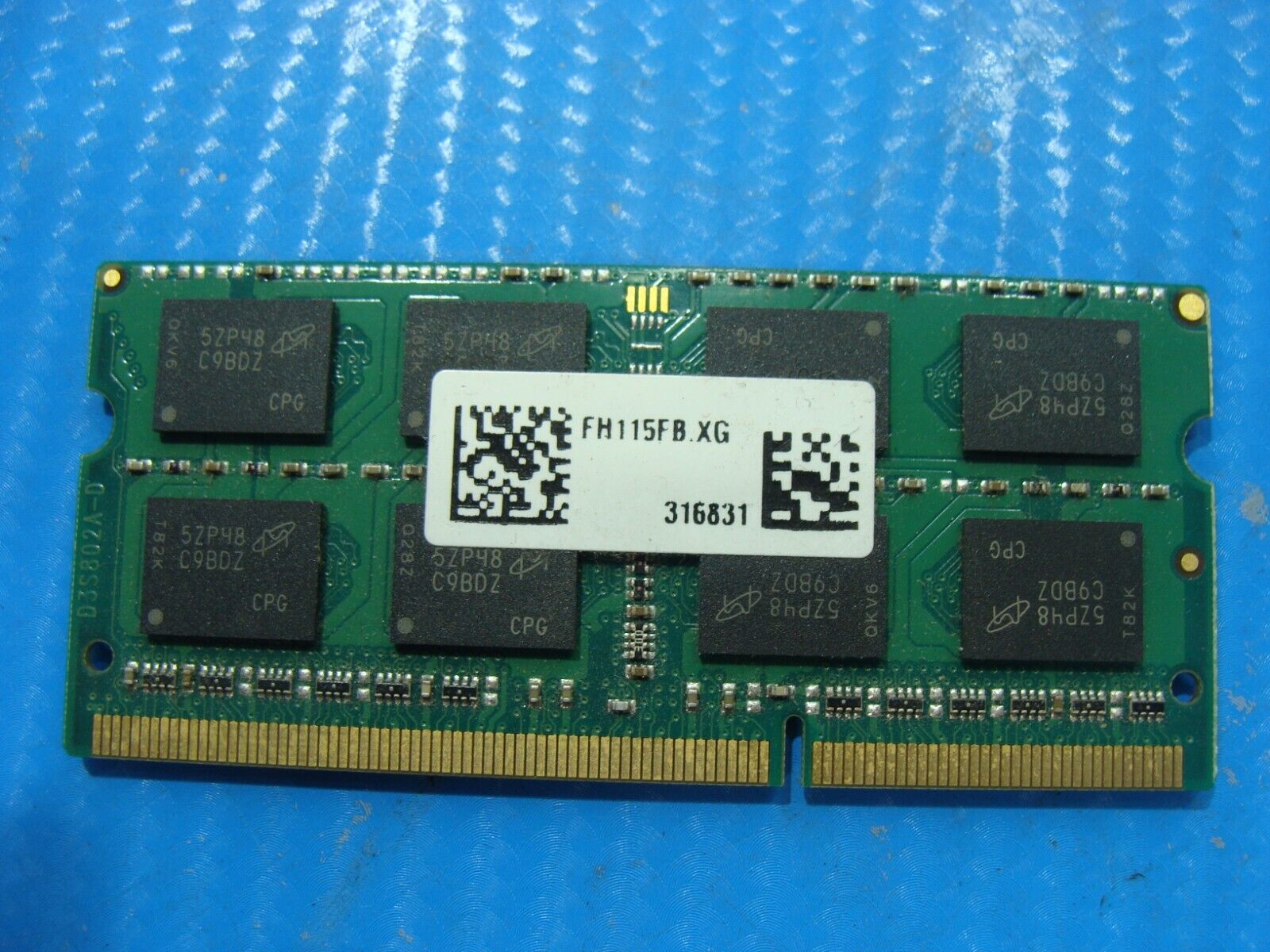 Dell 3543 So-Dimm Crucial 8GB Memory RAM CT102464BF160B.C16FPD