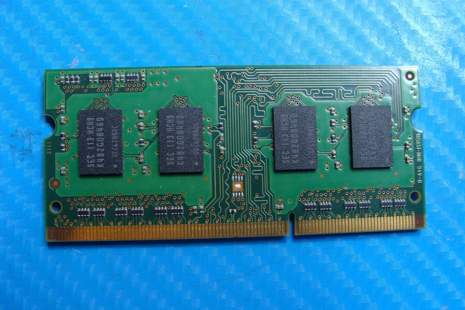 MacBook A1286 So-Dimm Samsung 2Gb Memory Ram pc3-10600s m471b5773dh0-ch9 