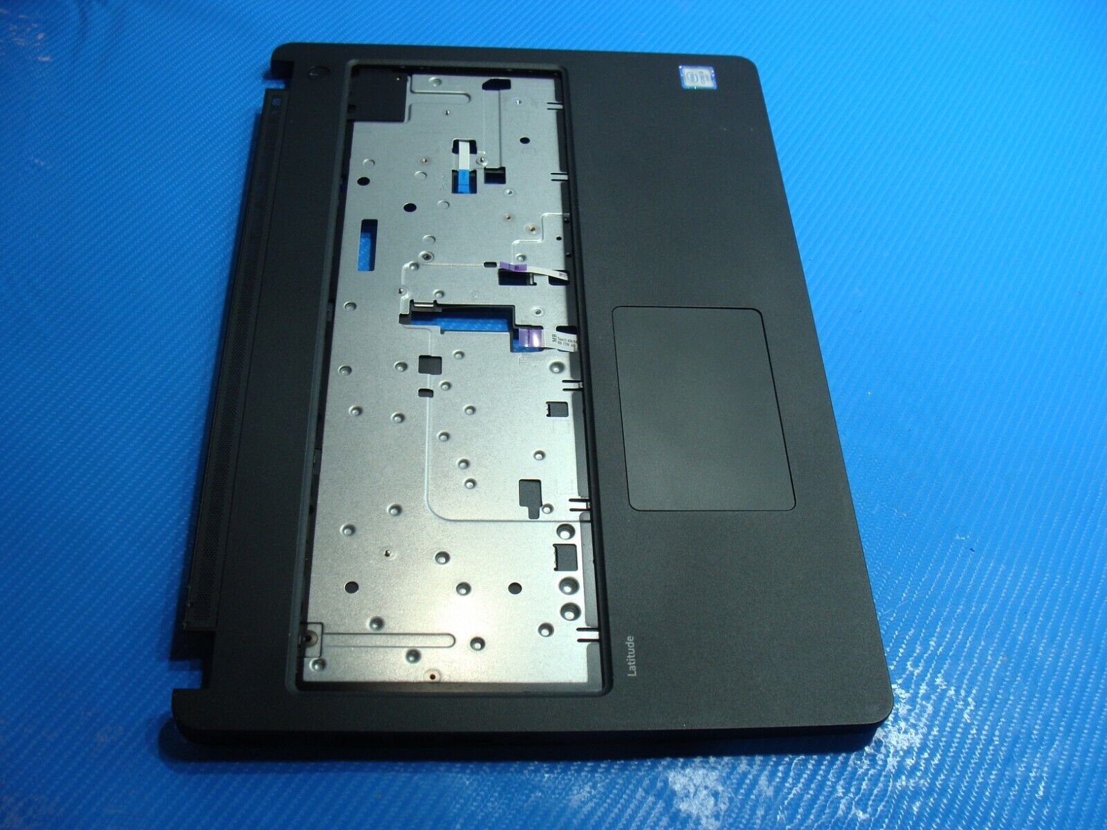 Dell Latitude 15.6” 3580 OEM Palmrest w/Touchpad Speakers 460.0A107.0002 4F7R4