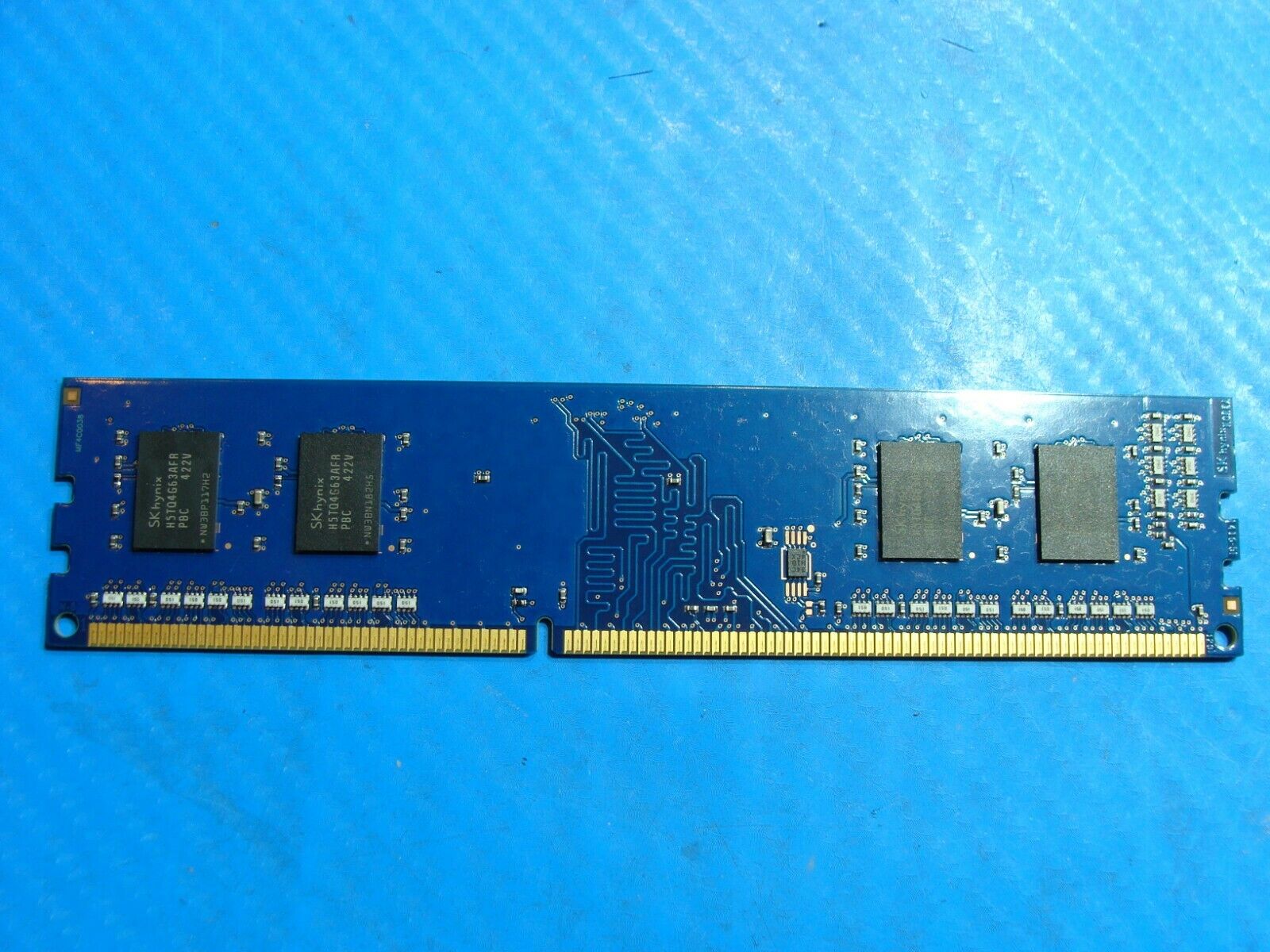 Dell 7010 Dimm Hynix 2GB Memory 1Rx16 PC3-12800U-11-13-C1 HMT425U6AFR6C-PB 