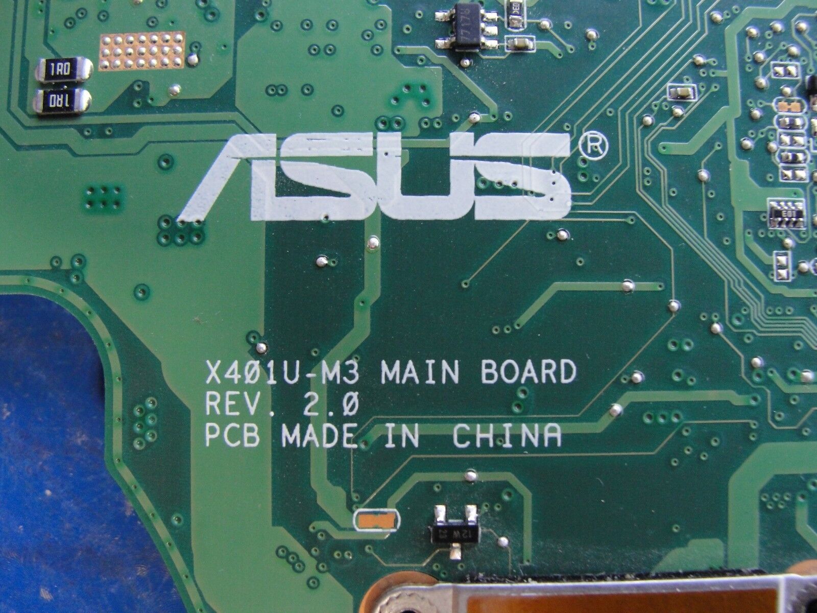 Asus X401U-EBL4 14