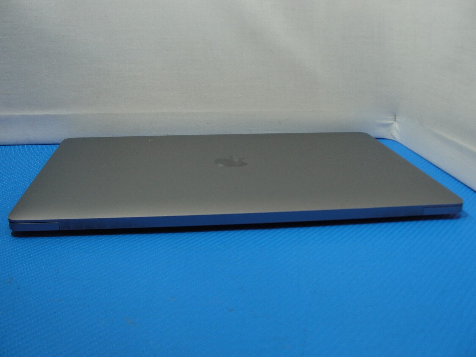 Apple Macbook Pro 16