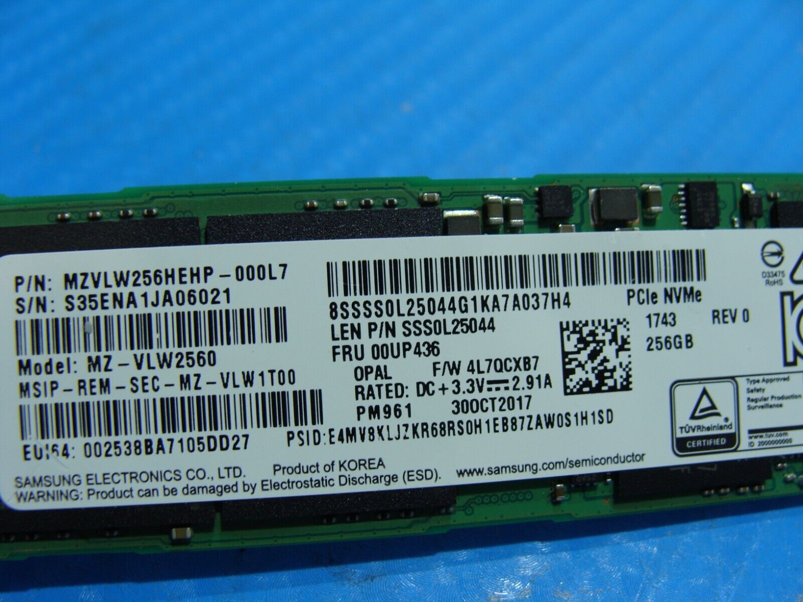 Lenovo P1 Gen 1 Samsung 256GB NVMe M.2 SSD Solid State Drive 00UP436 MZ-VLW2560