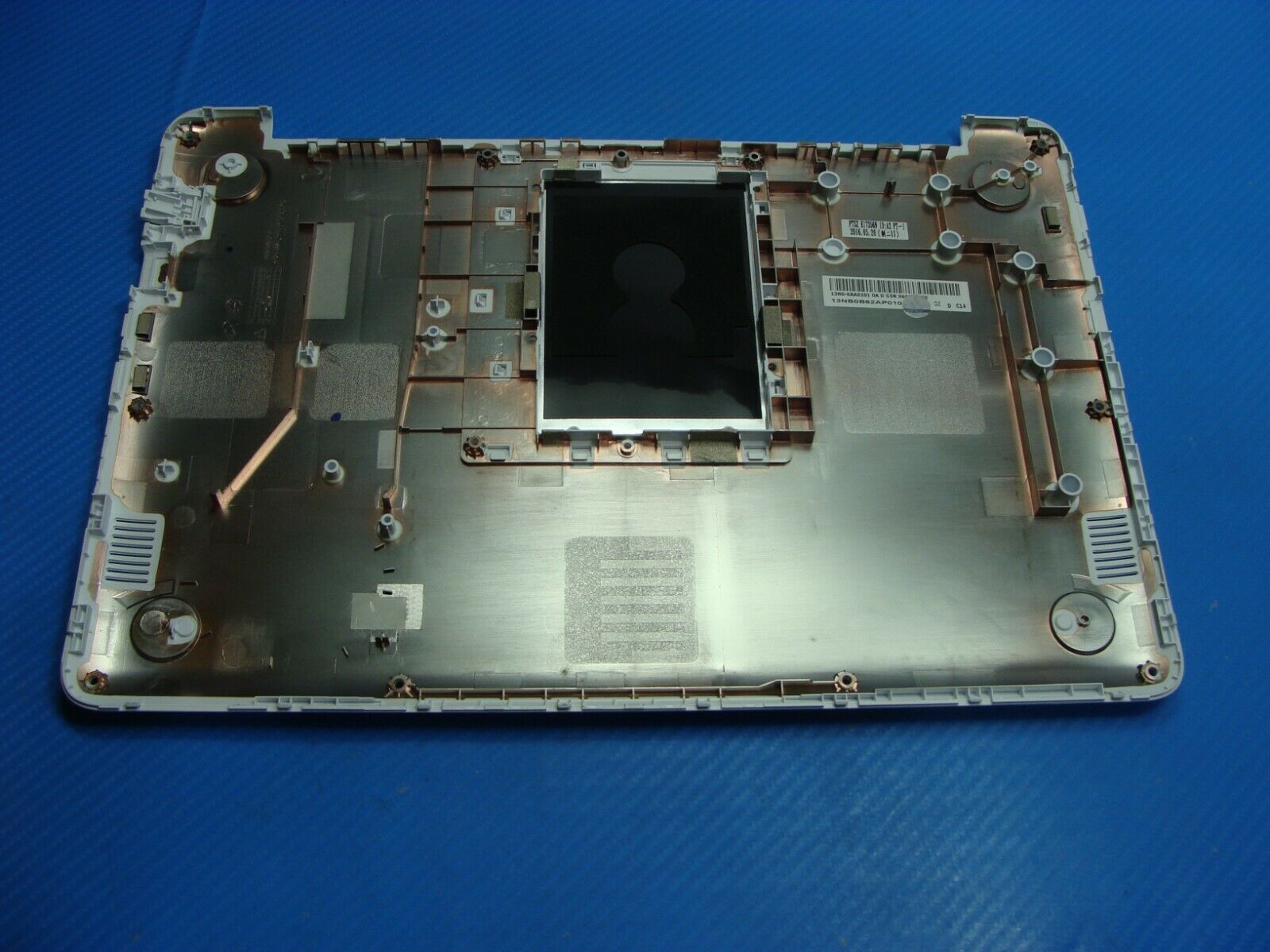 Asus EeeBook L402SA-BB01-WH 14