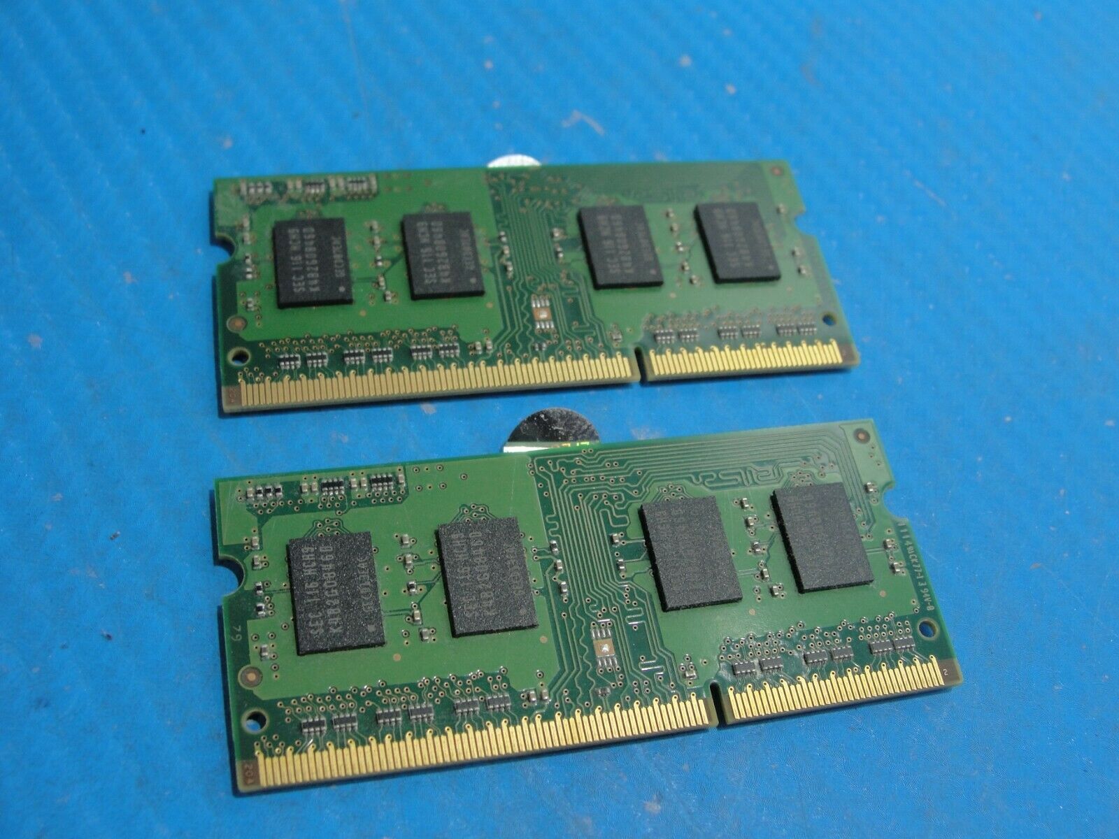 MacBook Pro A1278 Samsung SO-DIMM RAM Memory 2x2GB PC3-10600S M471B5773DH0-CH9 