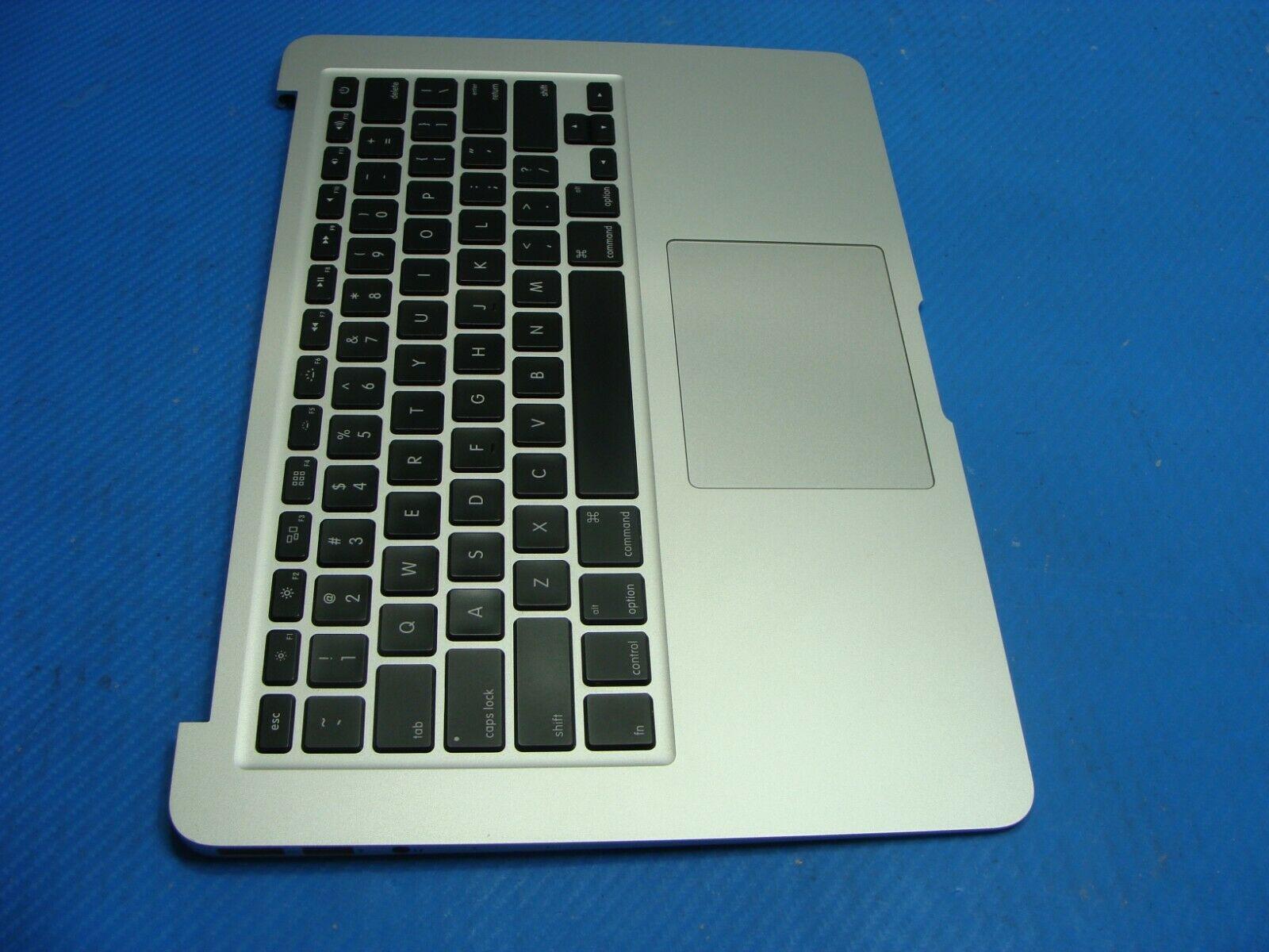 MacBook Air A1466 MD760LL/B Early 2014 13