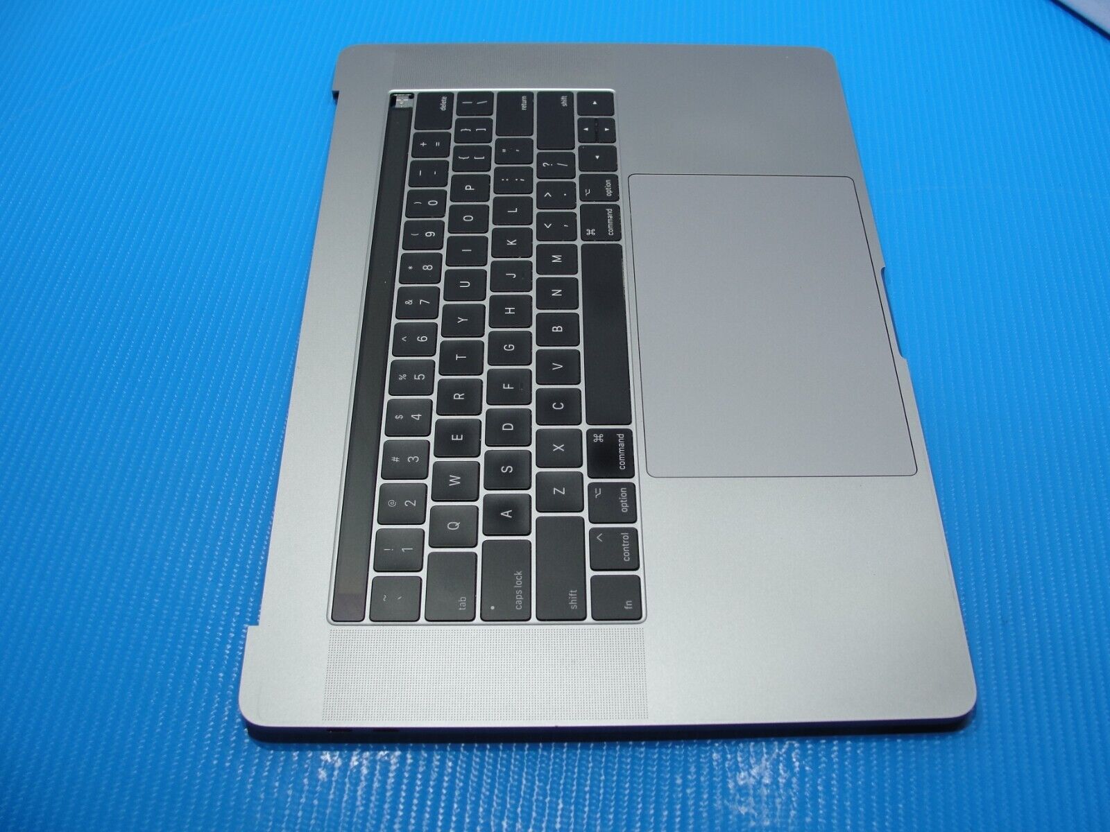 MacBook Pro A1707 15