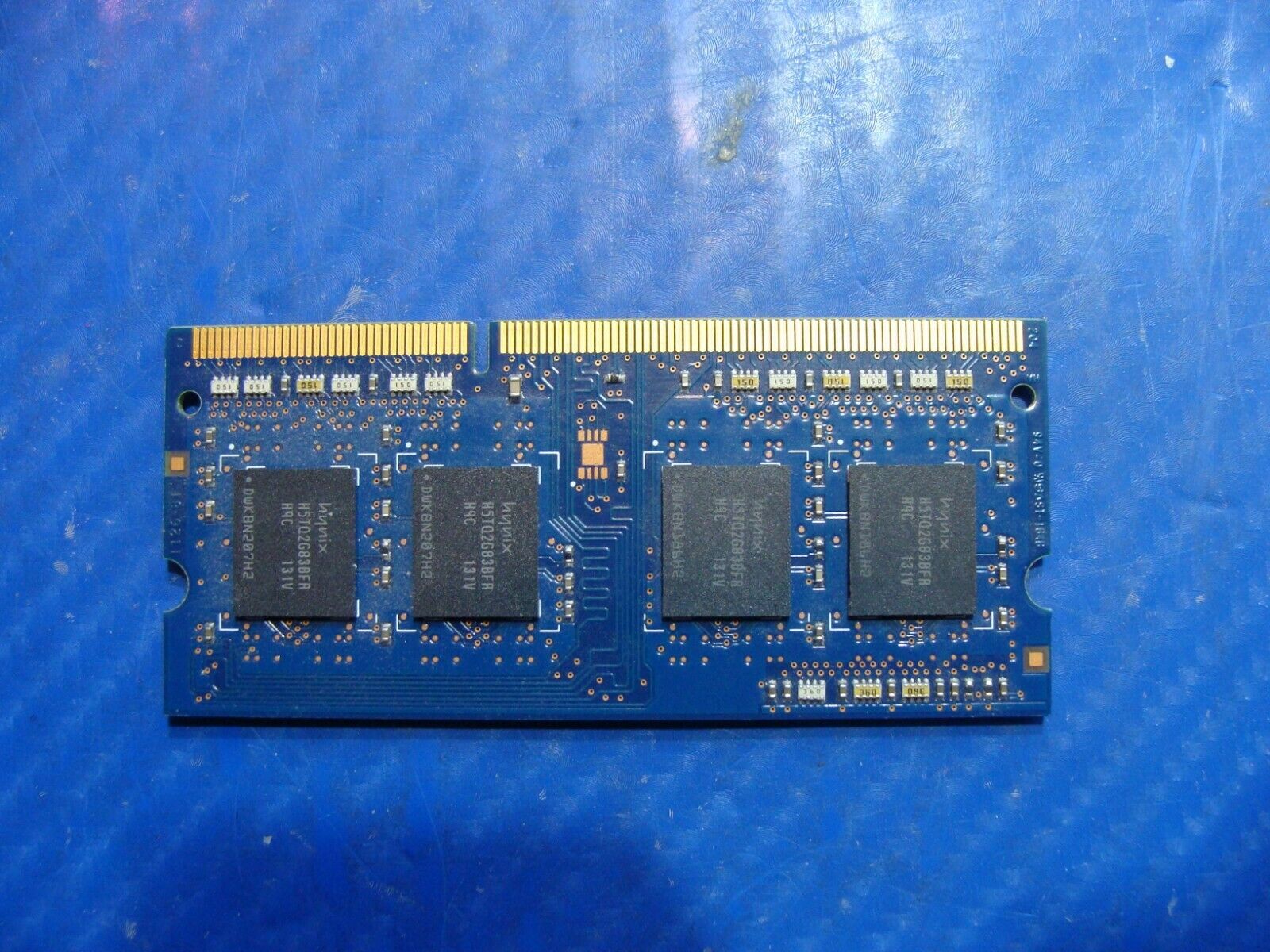 MacBook Pro 13 A1278 MD313LL/A Hynix SO-DIMM Memmory RAM 2GB PC3-10600S 661-5860 Apple