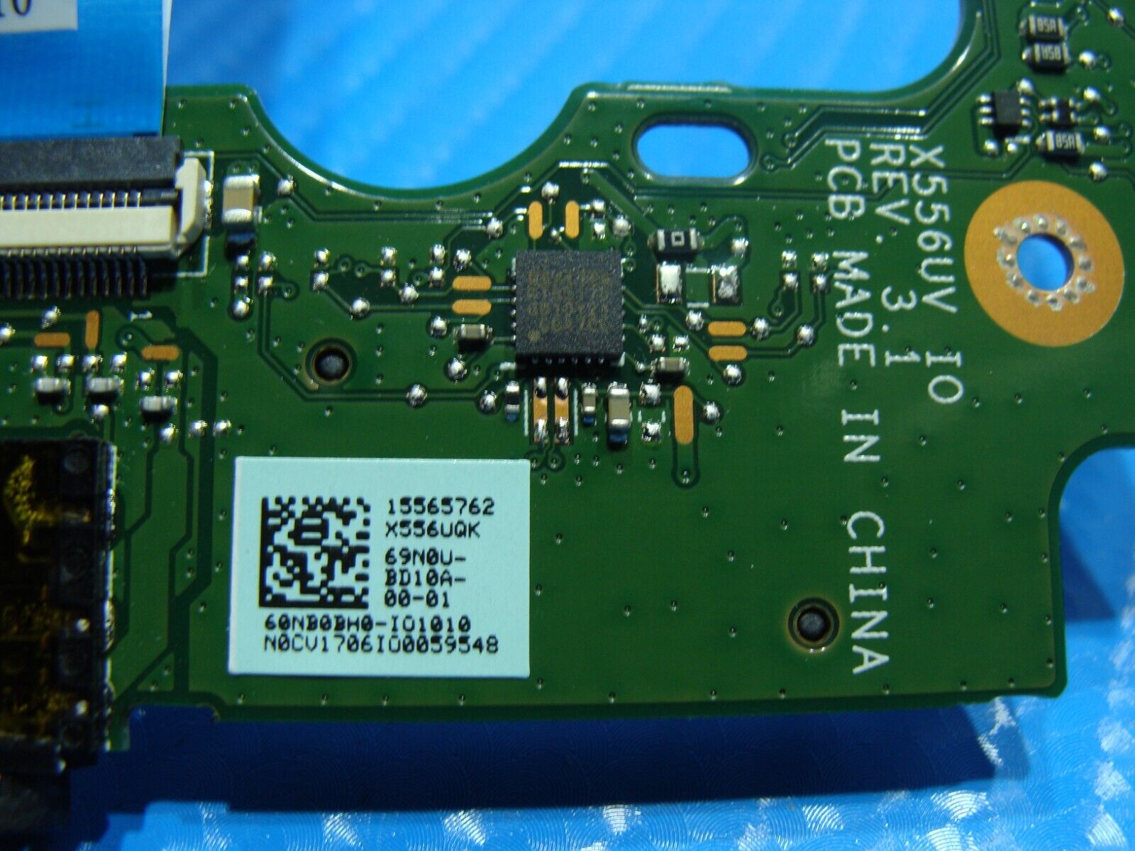 Asus 15.6” X556UQ-NH71 OEM USB Audio Card Reader Board w/Cable 60NB0BH0-IO1010