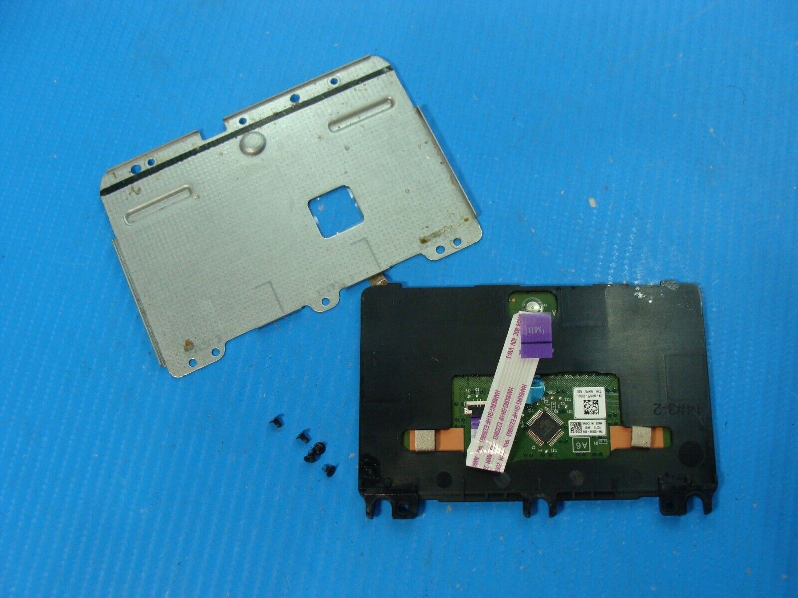 Dell Inspiron 15.6” 15 3567 OEM TouchPad Board w/Cable Screws 4HHPF TM-03096-006