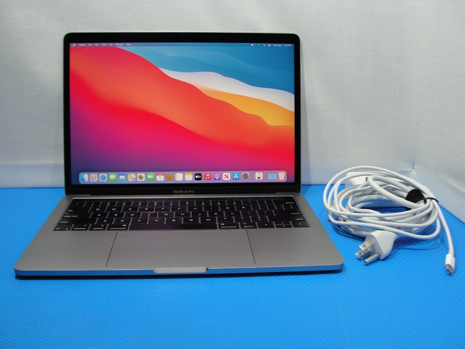 APPLE MACBOOK PRO 13