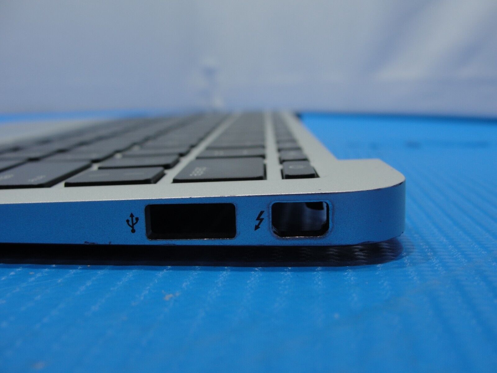 MacBook Air A1465 11