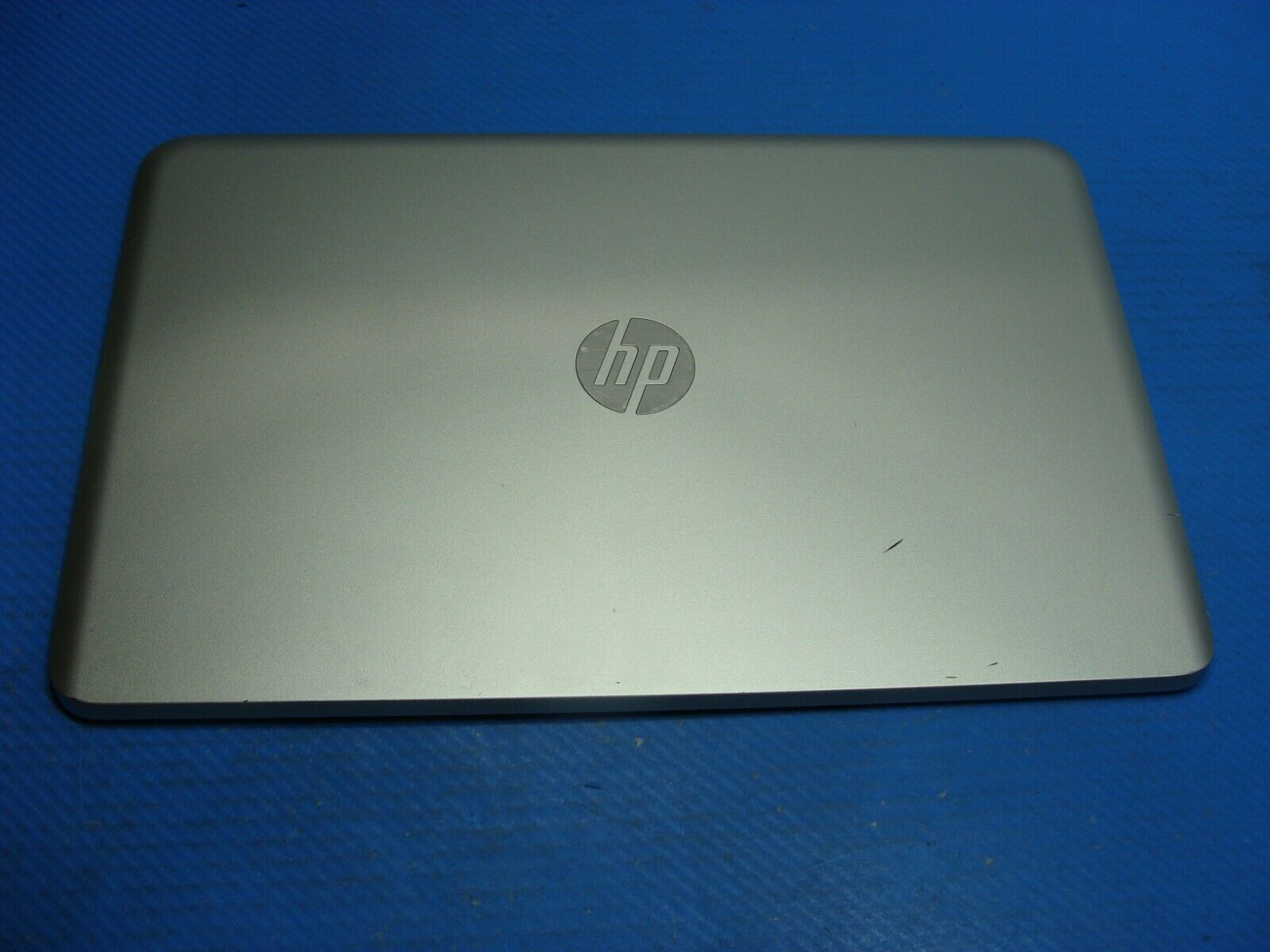 HP Envy 15-j011dx 15.6