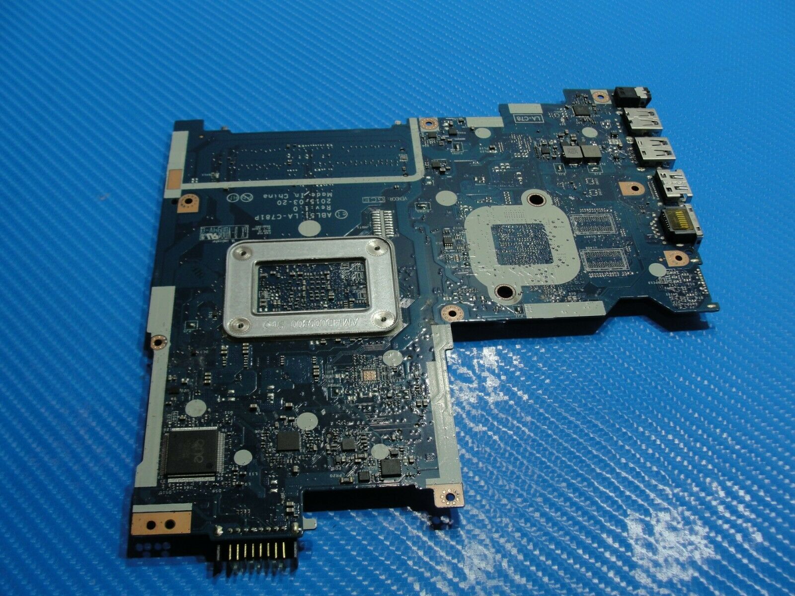 HP 15-af131dx 15.6