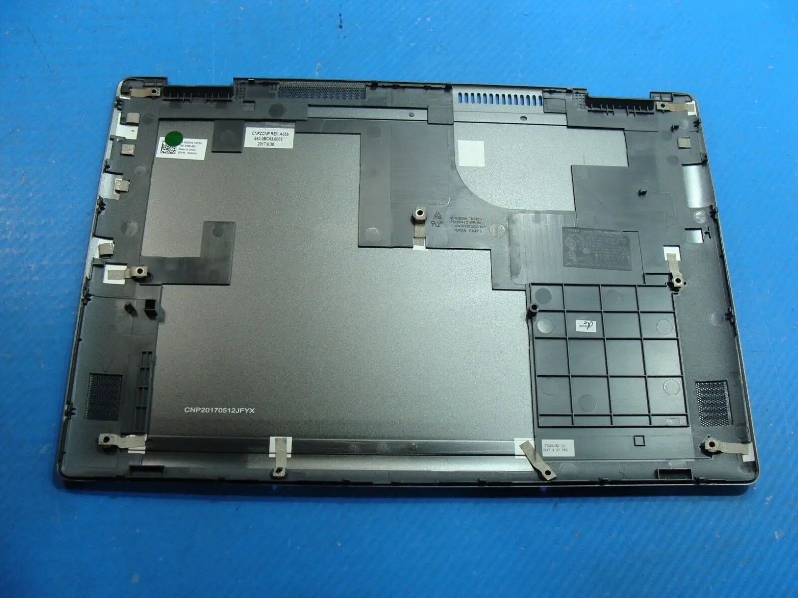 Dell Latitude 3379 13.3