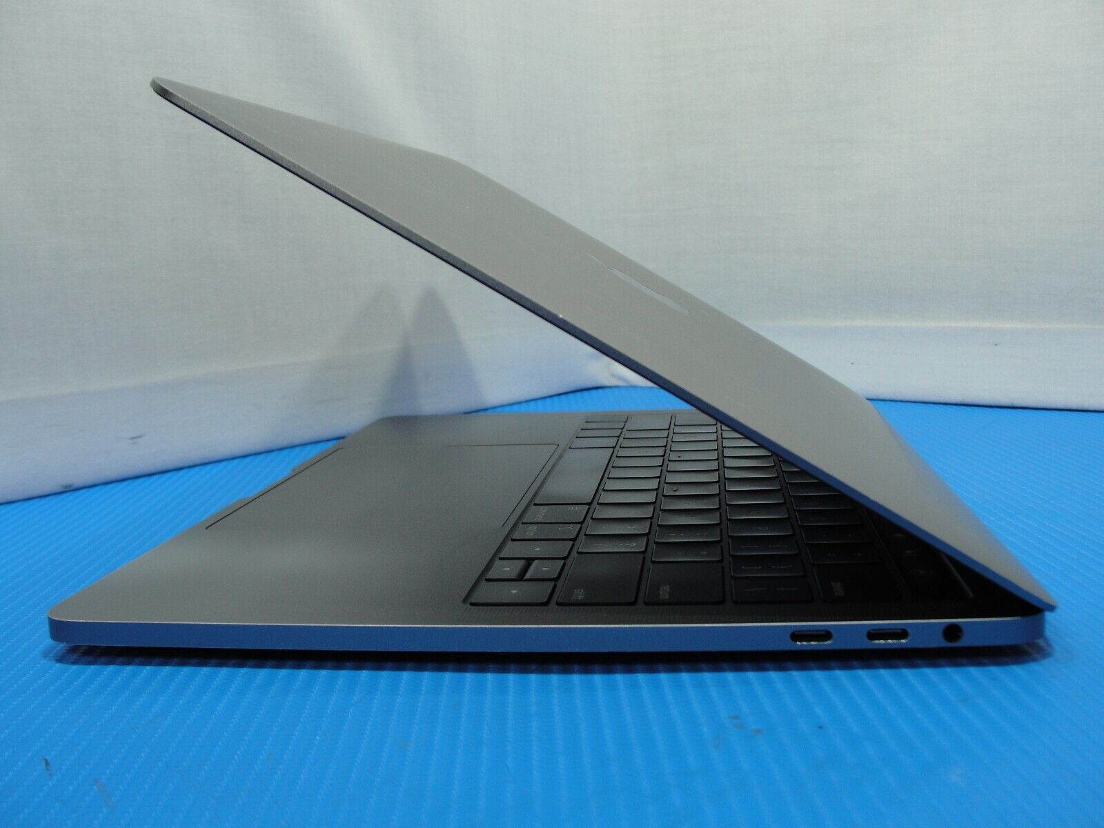 Apple MacBook Pro 13