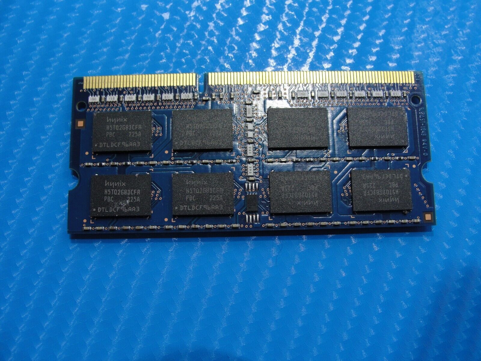 Lenovo U310 Hynix 4Gb 2Rx8 Memory Ram So-Dimm PC3-12800S HMT351S6CFR8C-PB