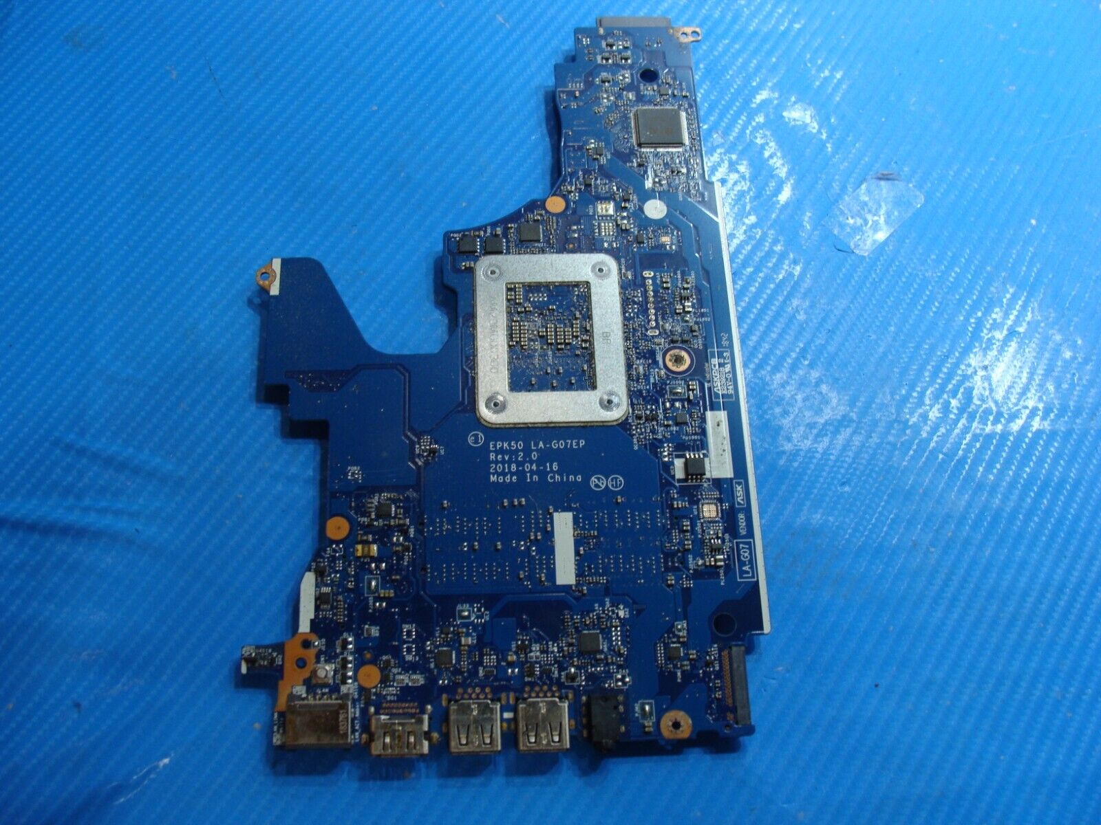 HP Pavilion 15-da0012dx 15.6