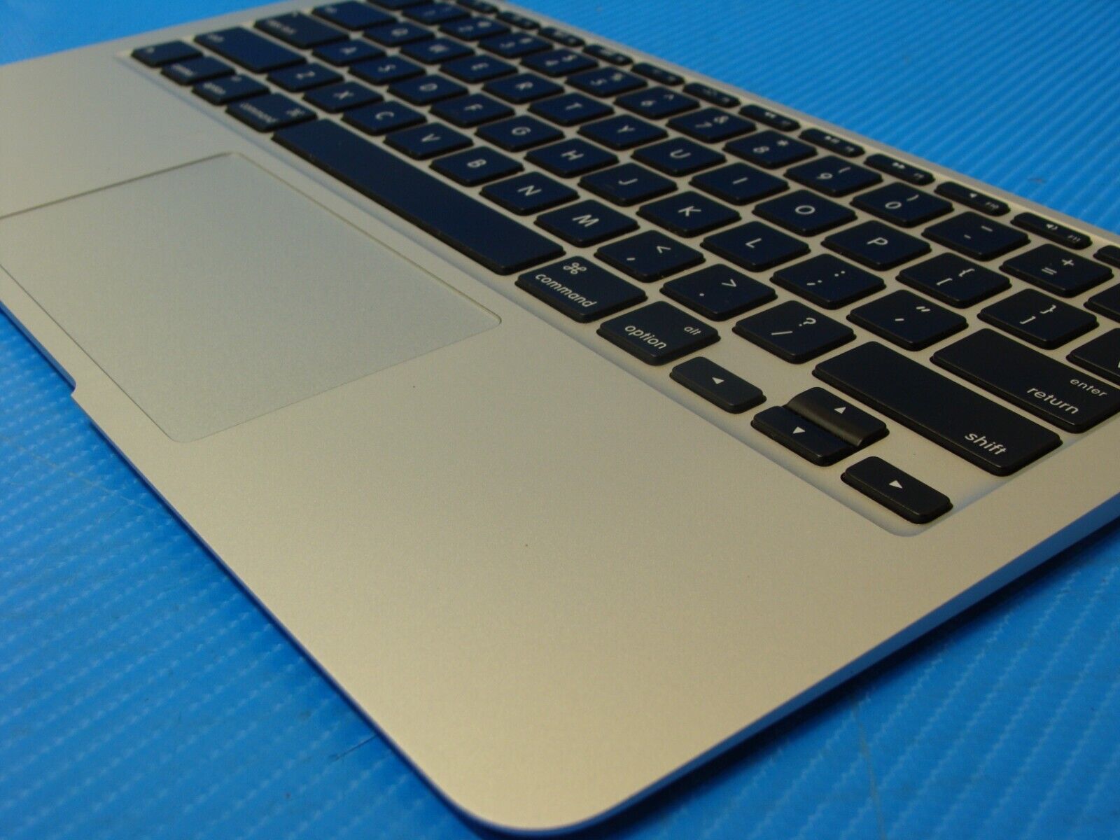 MacBook Air A1465 MJVM2LL/A MJVP2LL/A 2015 Top Case w/Keyboard Trackpad 661-7473