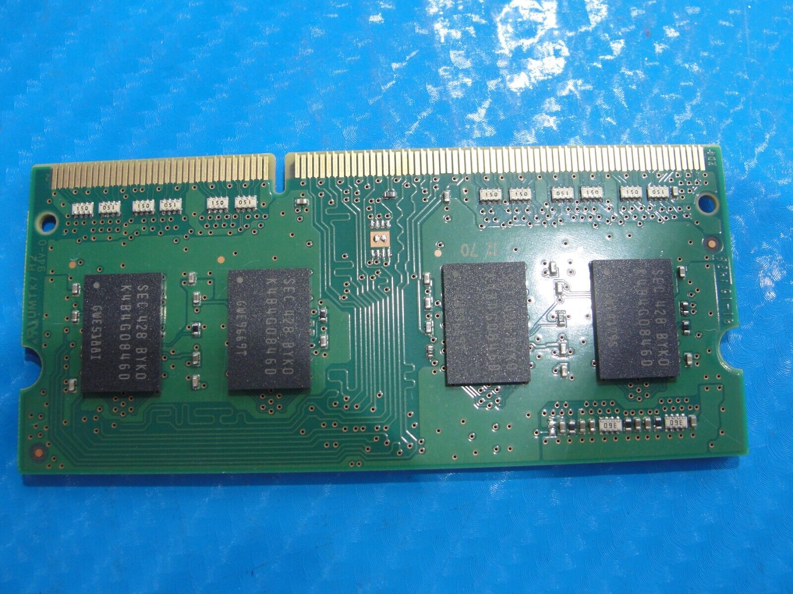 Asus Q551LN Samsung 4Gb 1rx8 pc3l-12800s Memory Ram So-Dimm m471b5173db0-yk0 