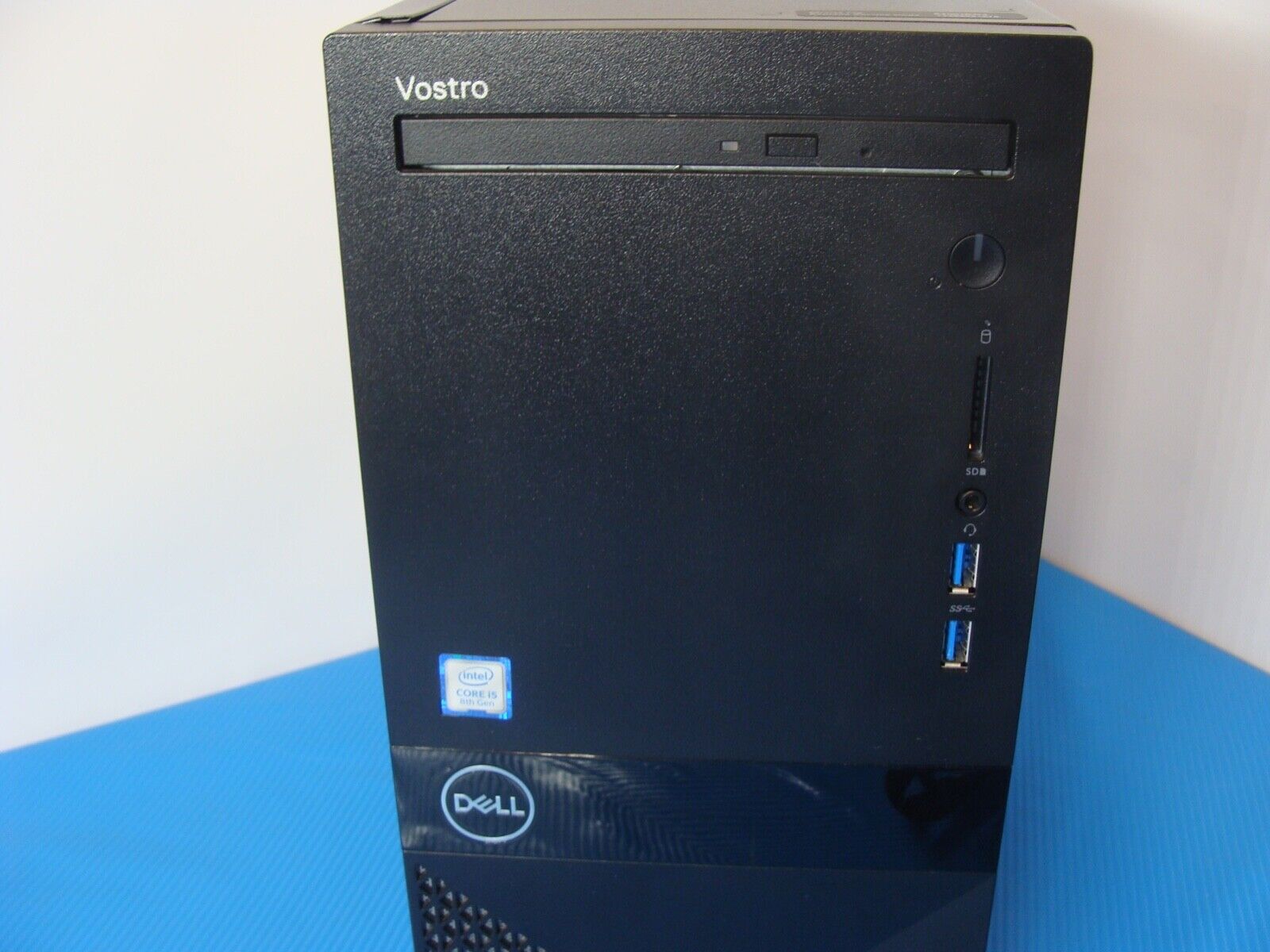 Dell Vostro (SFF) Desktop PC 3670 i5-8400 8GB RAM 256 GB SSD Win10 Pro BT + WIFI