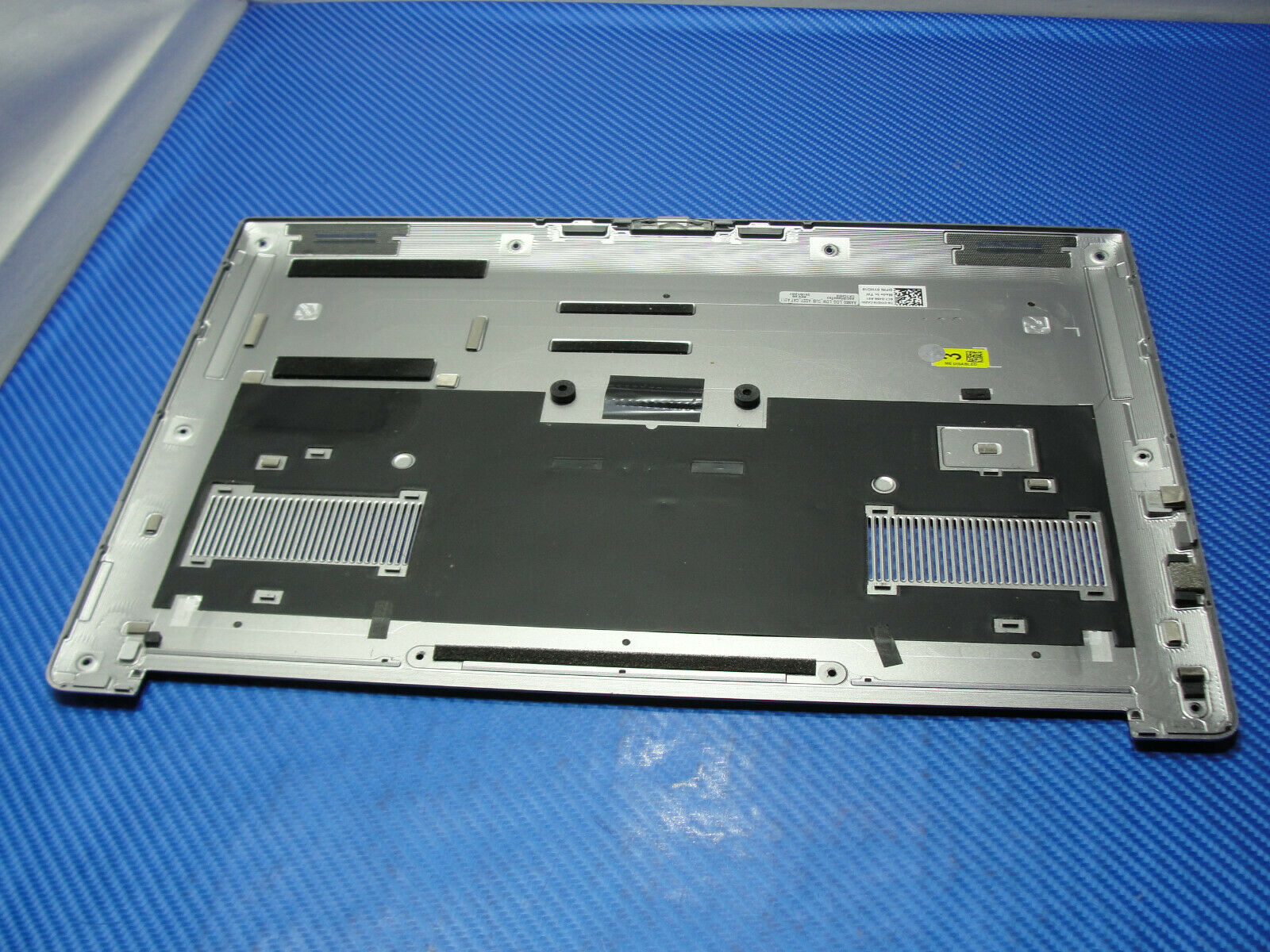 Dell XPS 15-9560 15.6