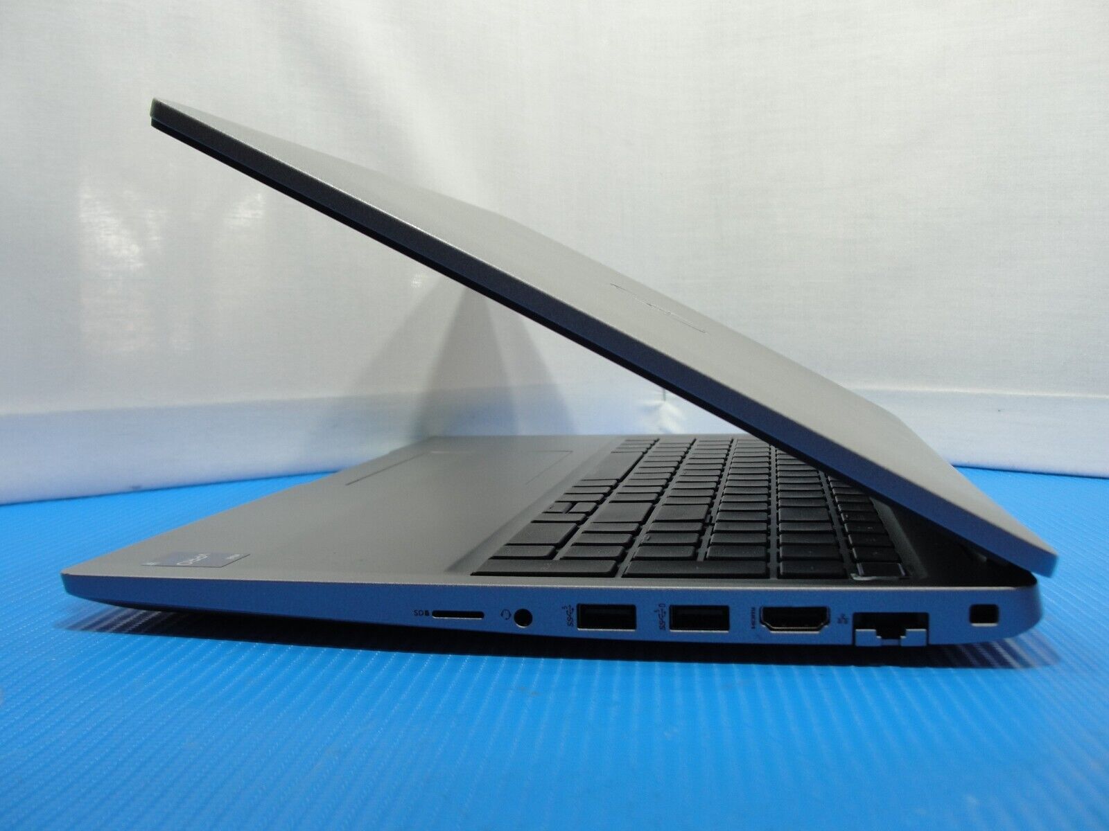 Dell Latitude 5530 15.6