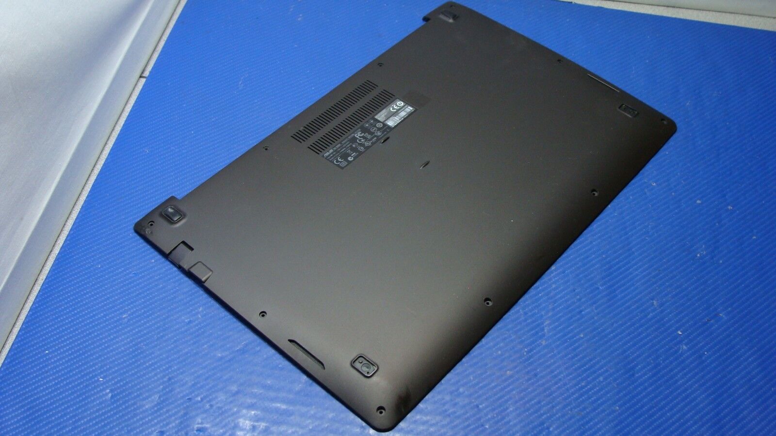 Asus VivoBook 15.6 S500CA-SI30401U Genuine Bottom Case Base Cover 13N0-NUA0101