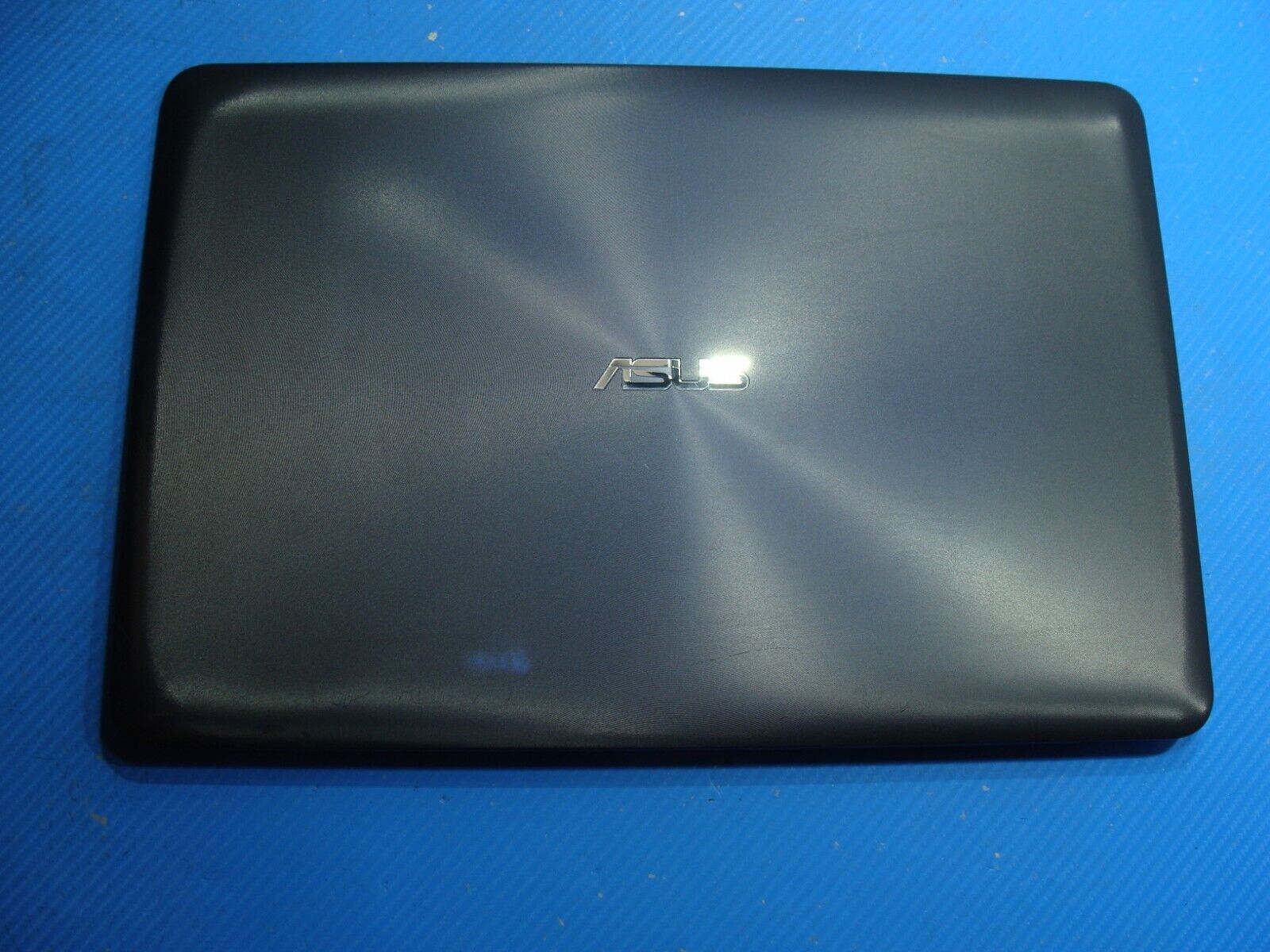 Asus F556UA-AB32 15.6