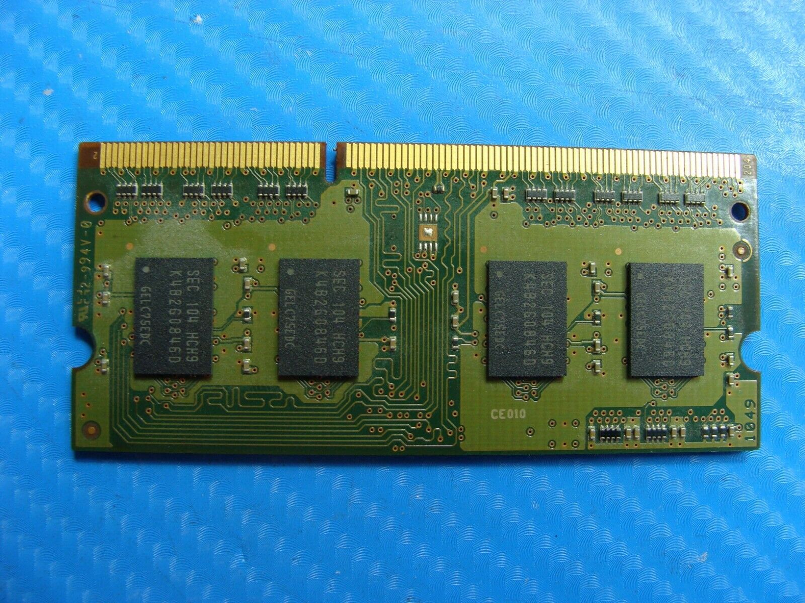 MacBook Pro A1278 SO-DIMM Samsung 2GB Memory PC3-10600S-09-11-B M471B5773DH0-CH9 