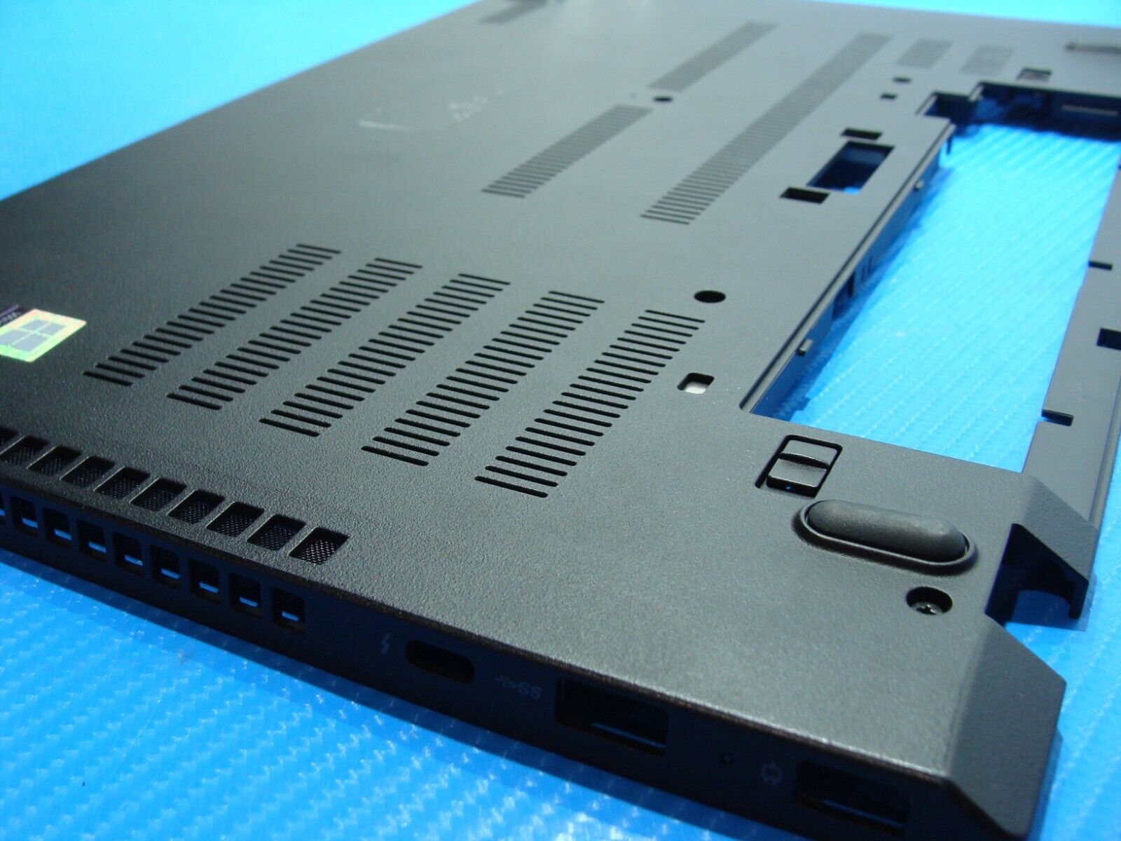 Lenovo ThinkPad 15.6” T570 Genuine Bottom Base Case Cover 01ER012 460.0AB0B.0003