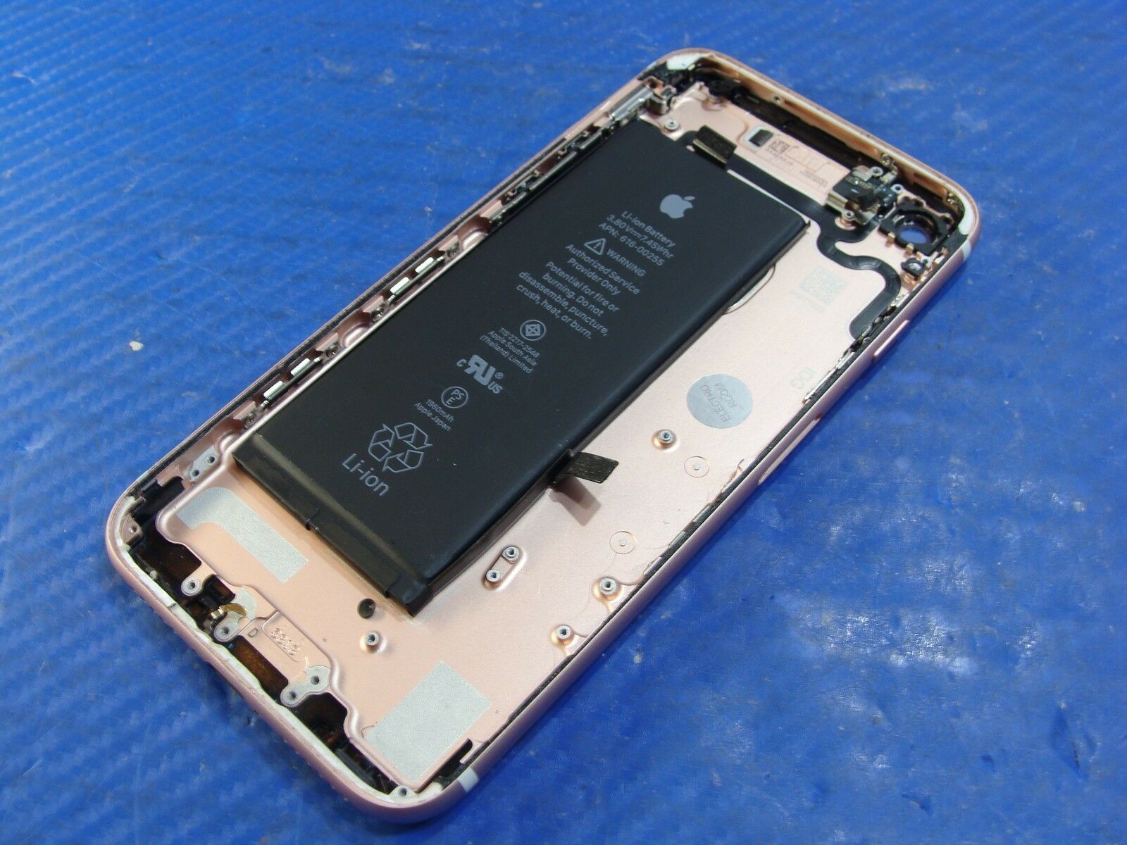 Apple iPhone 7 A1778 4.7