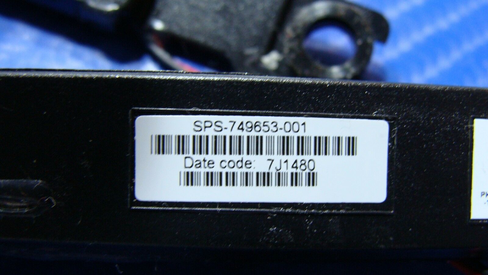 HP Pavilion 15-r030wm 15.6