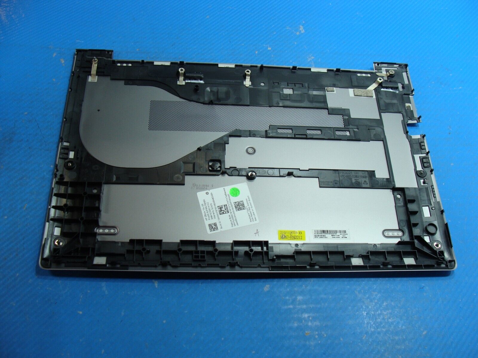 HP ZBook 15.6” 15u G6 Genuine Laptop Bottom Case Silver 6070B1487902 L15536-001