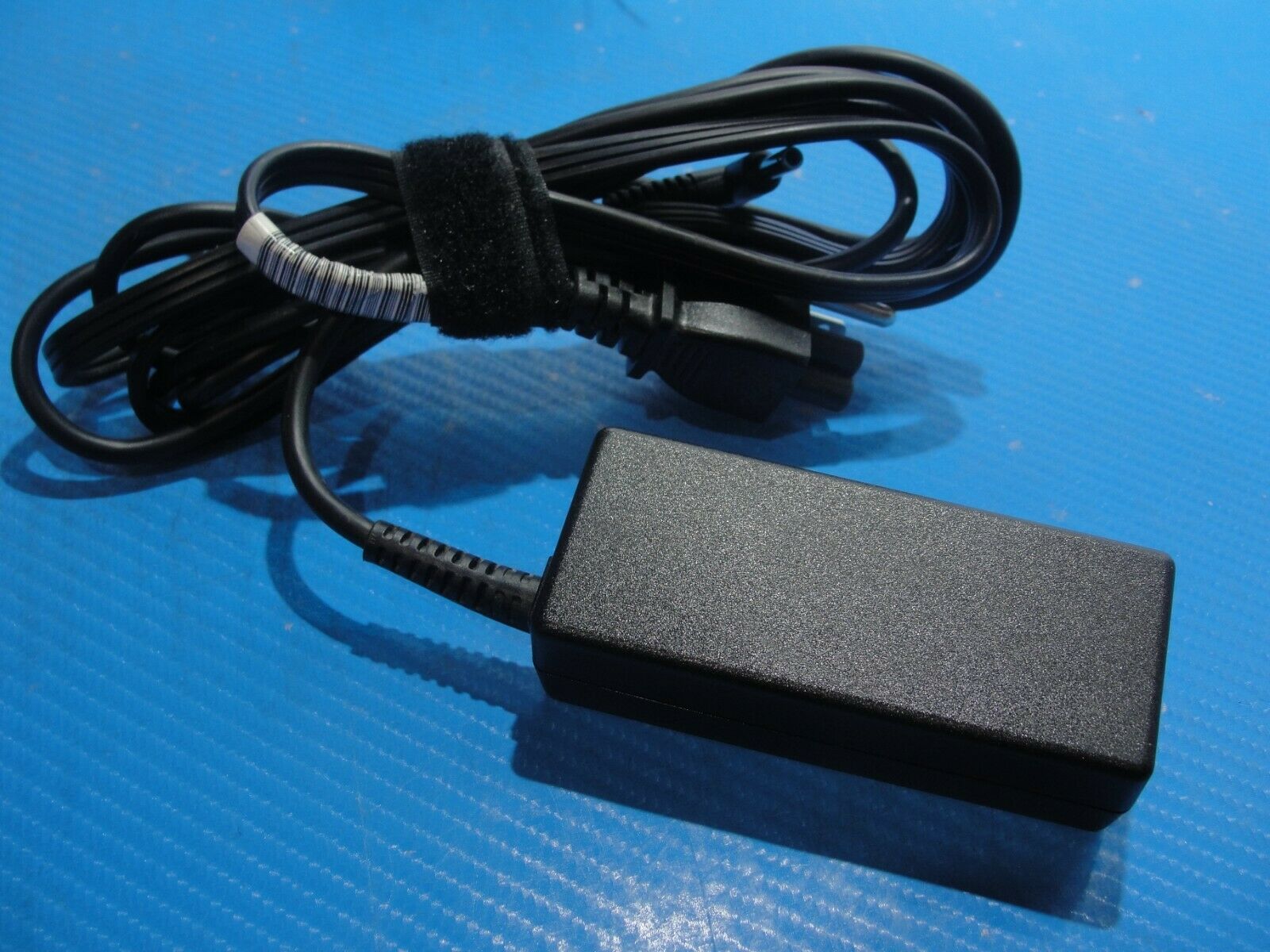 Lot of 10: HP AC Adapter Power Charger 19.5V 2.31A 45W 741727-001 