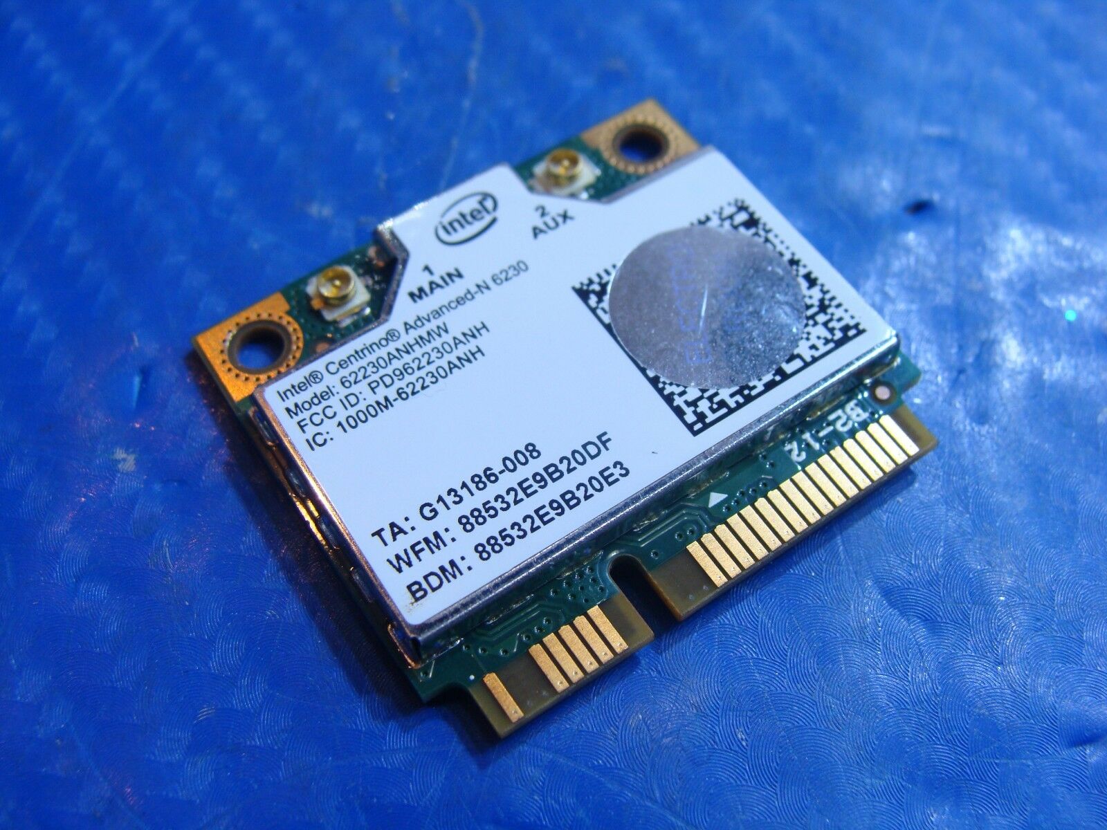Samsung NP900X3B-A01US 13.3