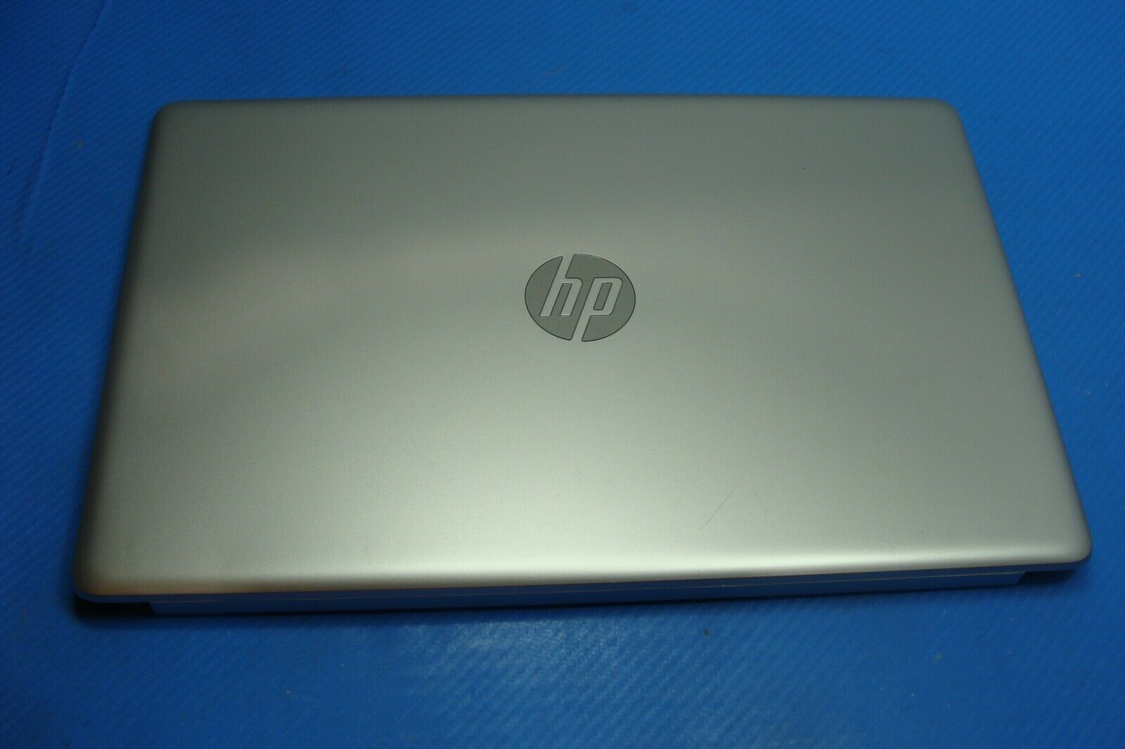 HP 15.6