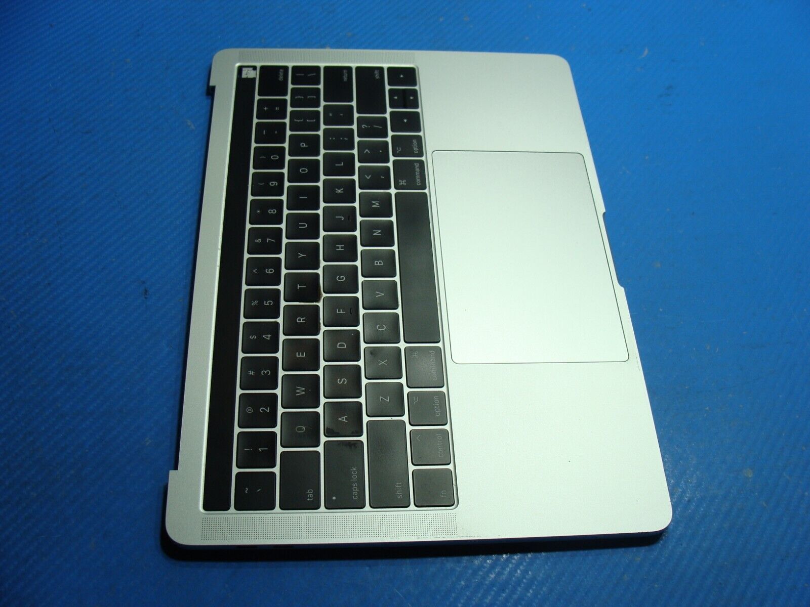 MacBook Pro A1706 2017 MPXV2LL 13