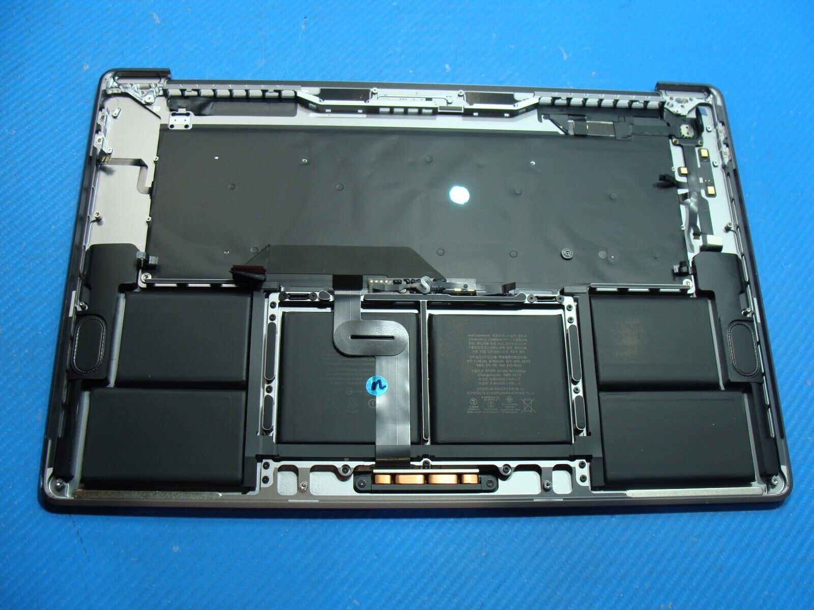 MacBook Pro A2141 16