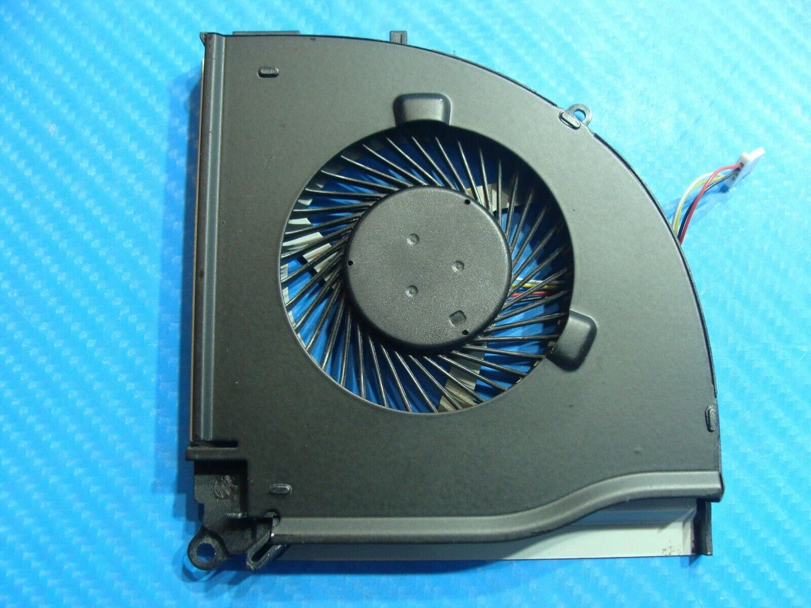 Dell Inspiron 15-5577 15.6