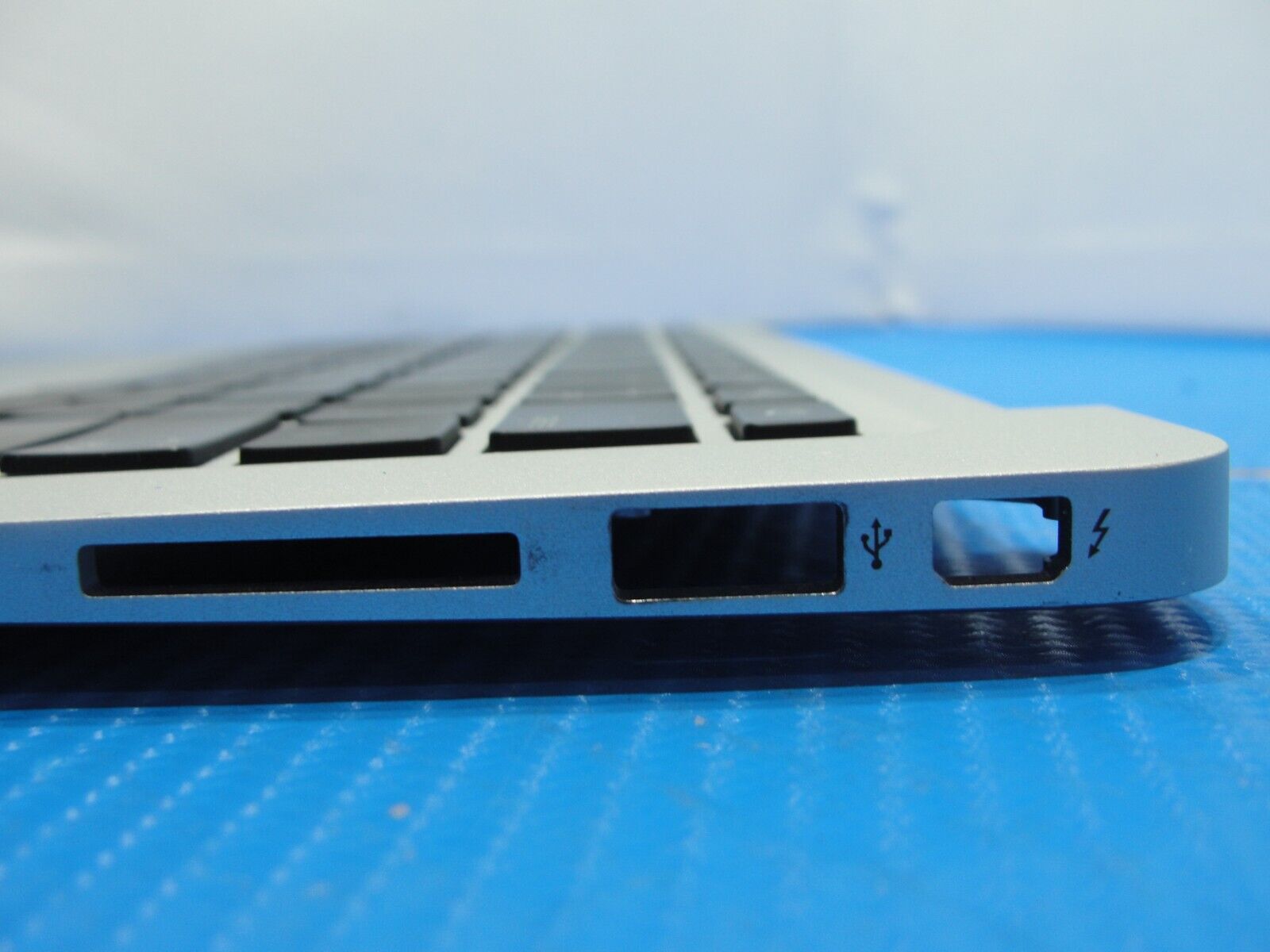 MacBook Air A1369 Mid 2011 MC965LL/A 13