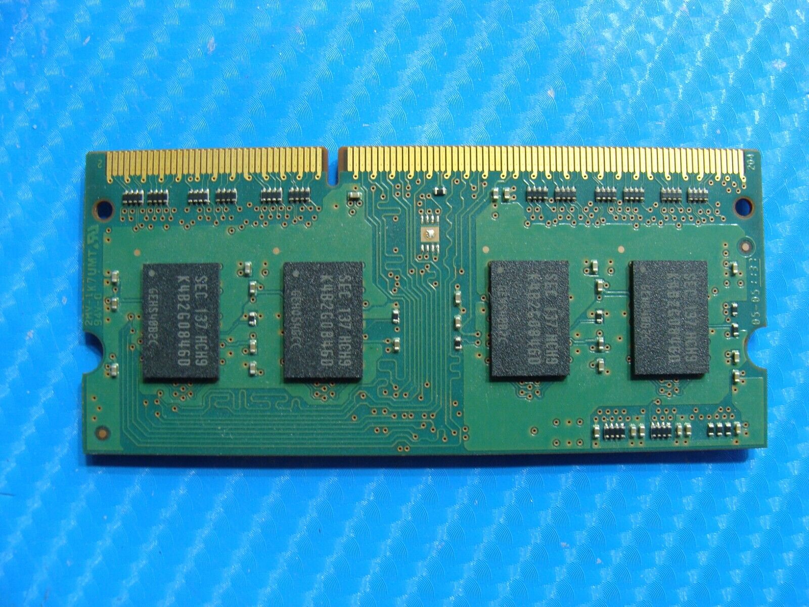 Apple A1278 Samsung 2GB 1Rx8 PC3-10600S Memory RAM SO-DIMM M471B5773DH0-CH9