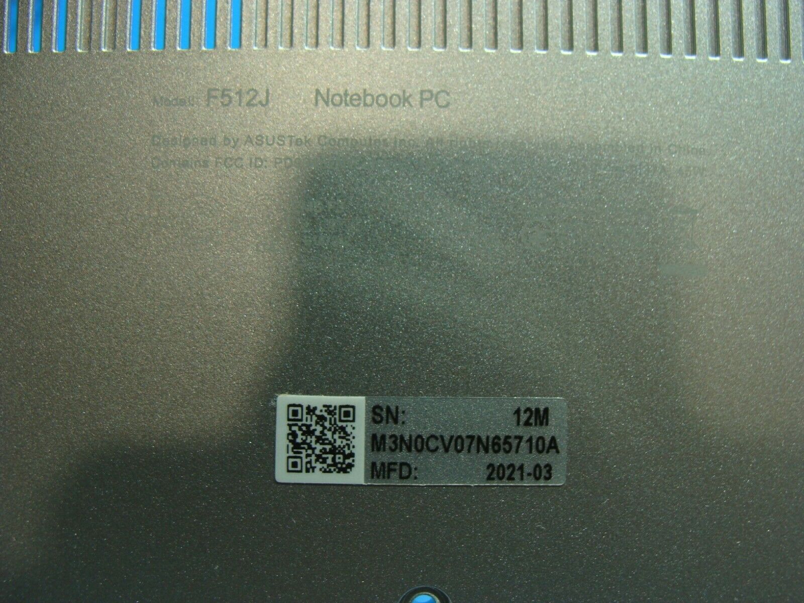 Asus VivoBook 15 F512J 15.6